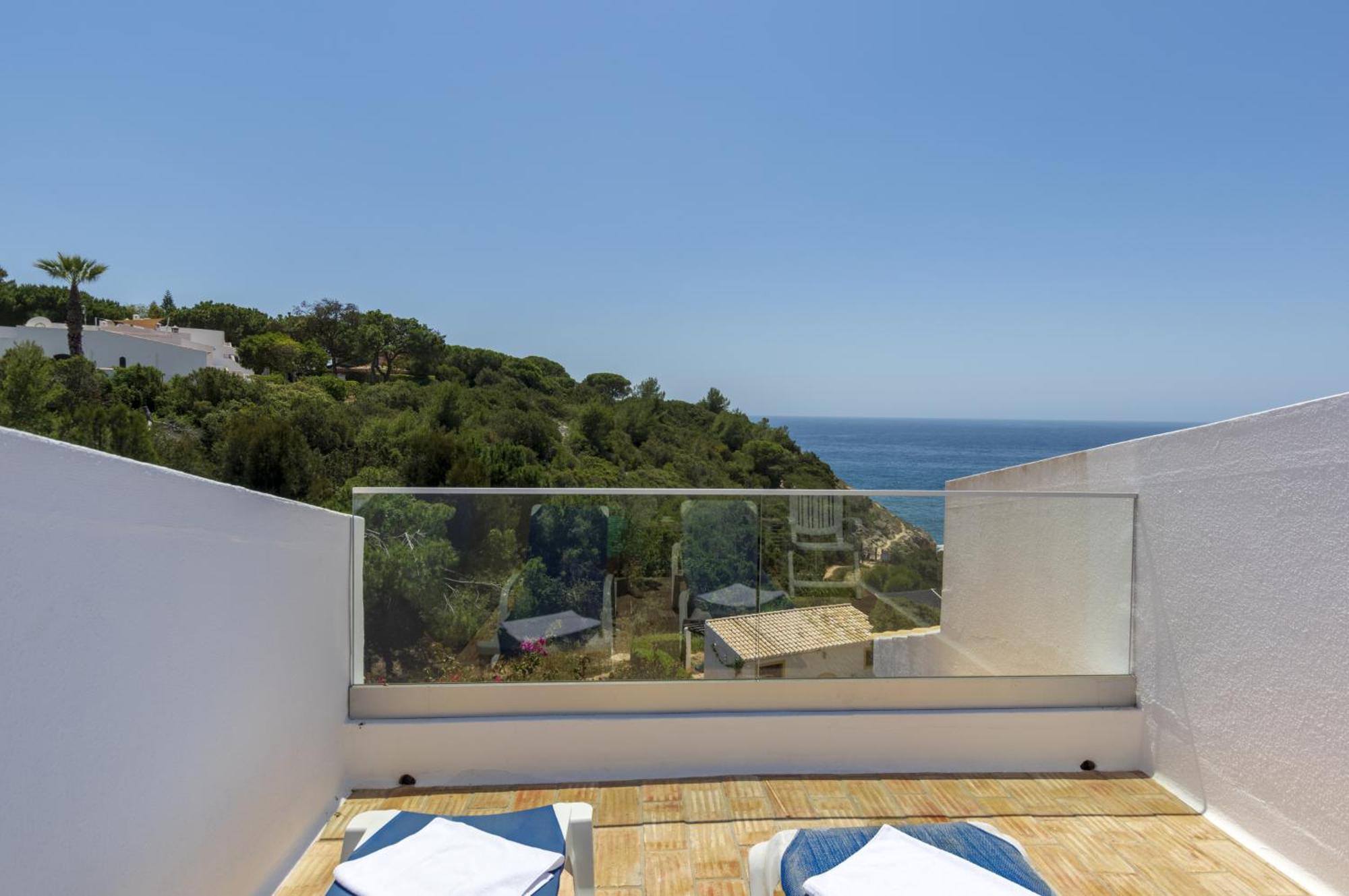 One-Bedroom Apartment Sea View,1274509918:JPEG