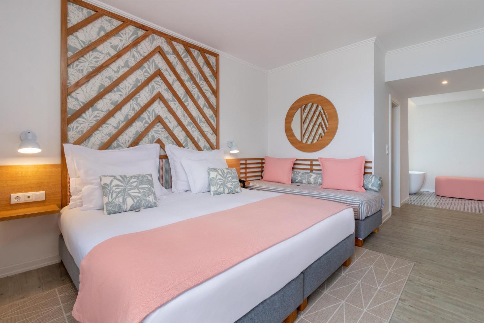 Superior Double or Twin Room Sea View