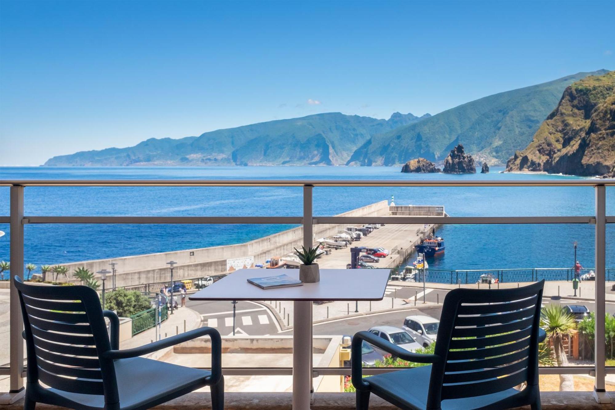 Twin Room Sea View