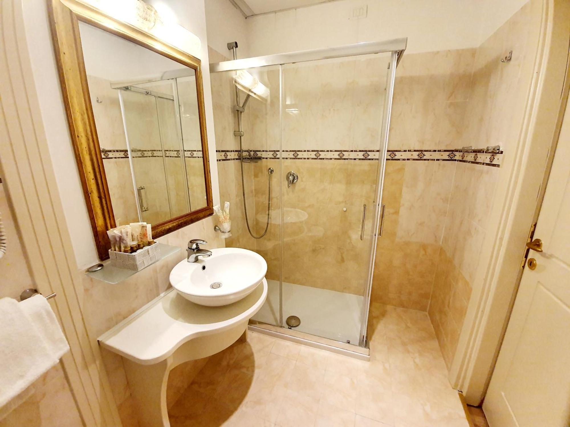 Double Room Canal View