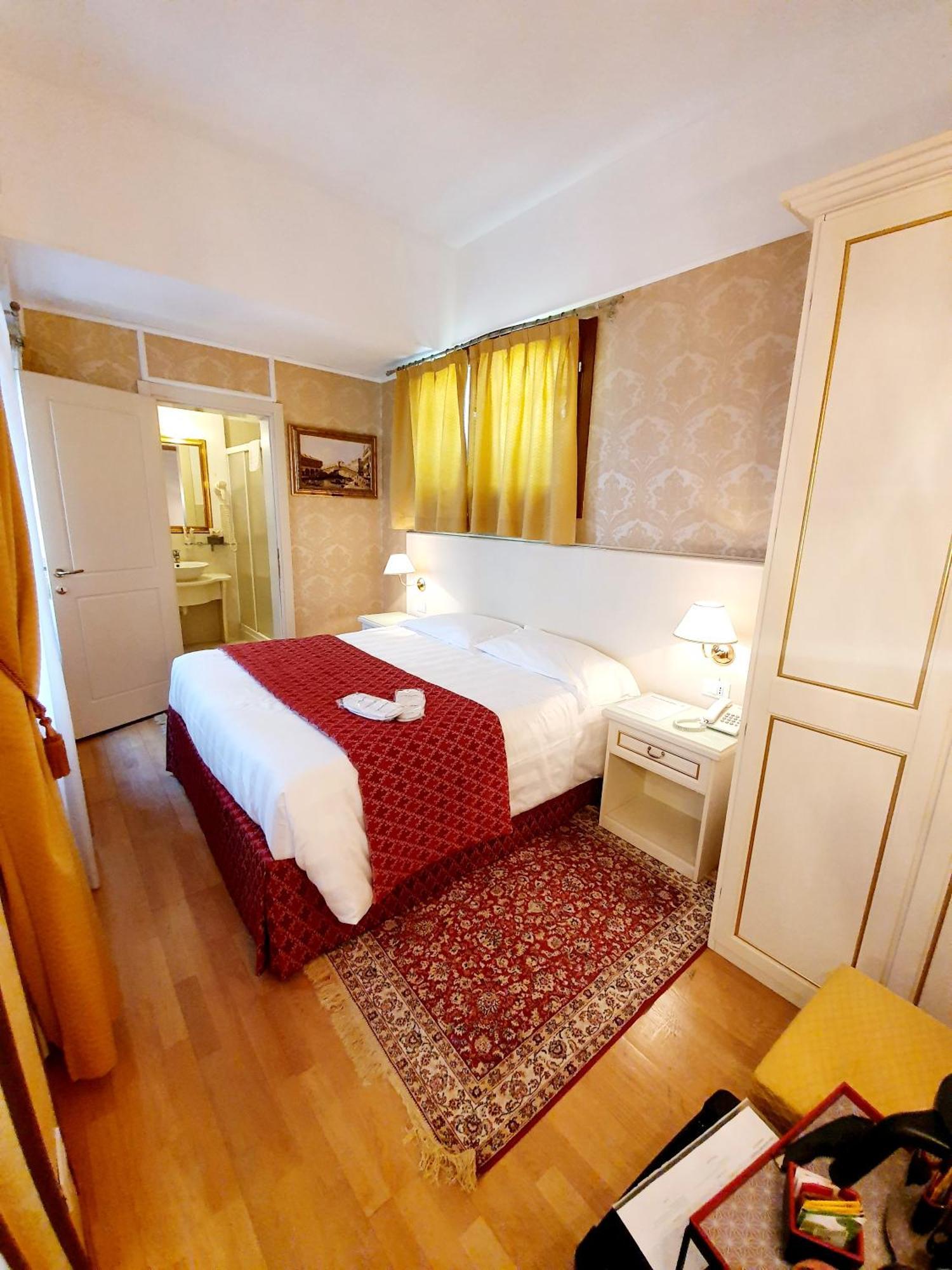 Double Room Terrace,1274543629:JPEG