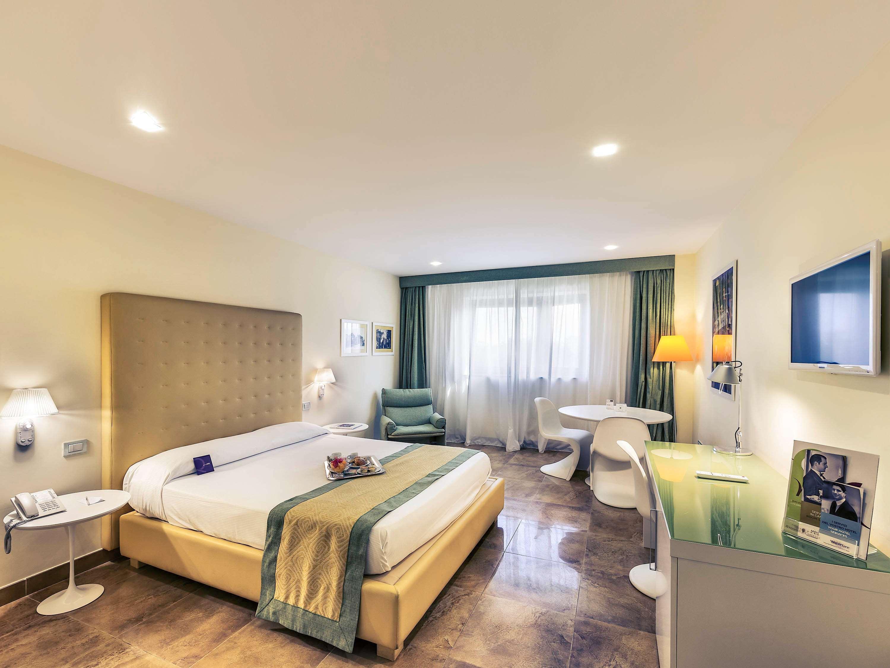 Deluxe Room,1765159996:JPEG
