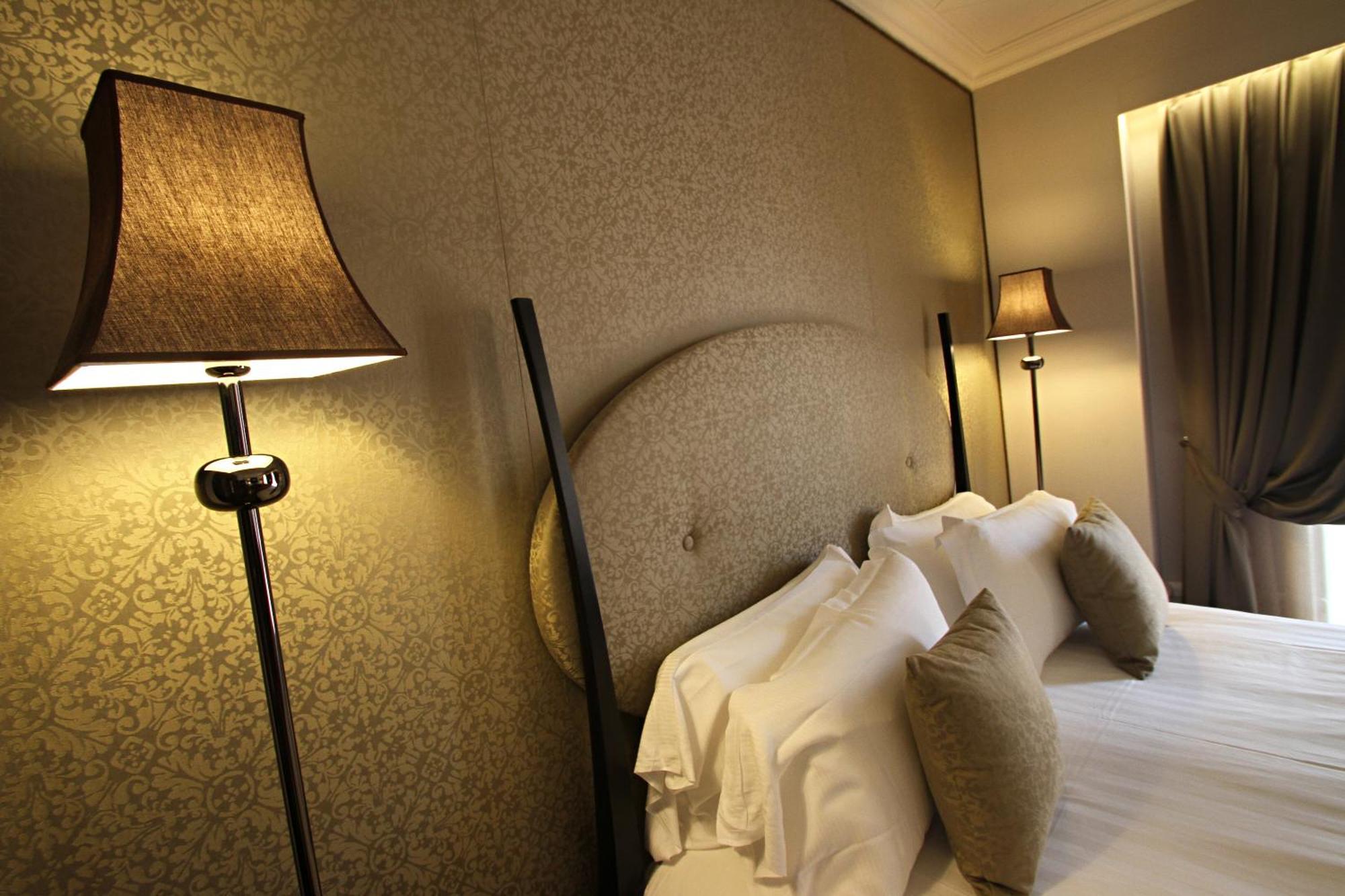 Deluxe Room,693093417:JPEG