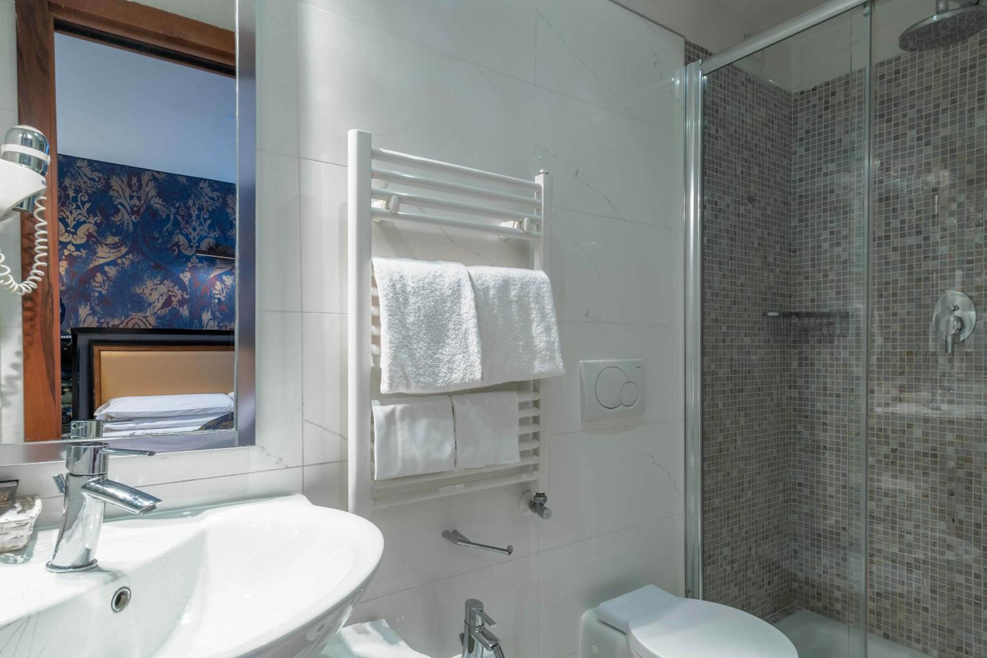 Superior Double Room,1274581774:JPEG
