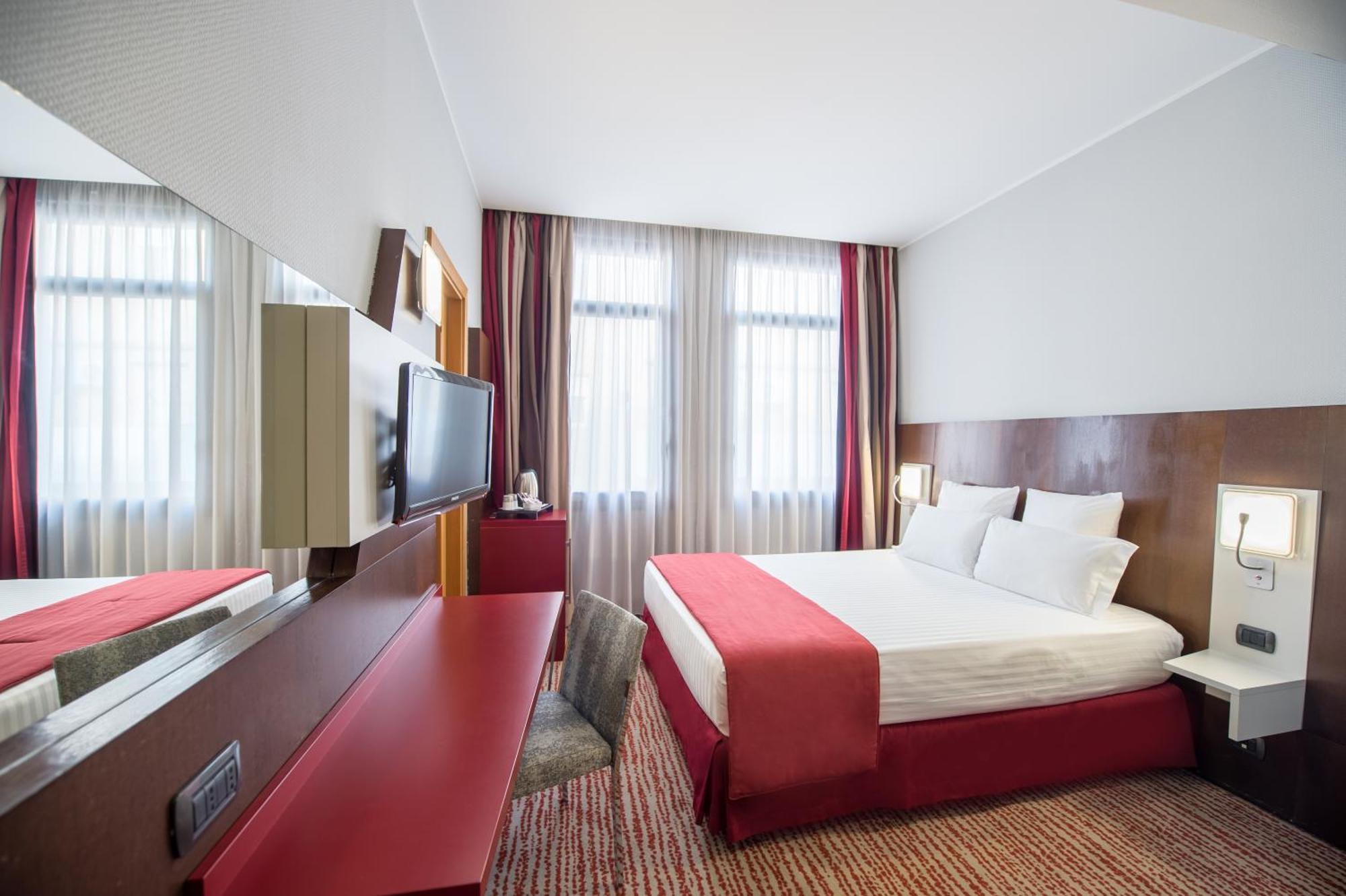 Classic Double Room,1341833018:JPEG
