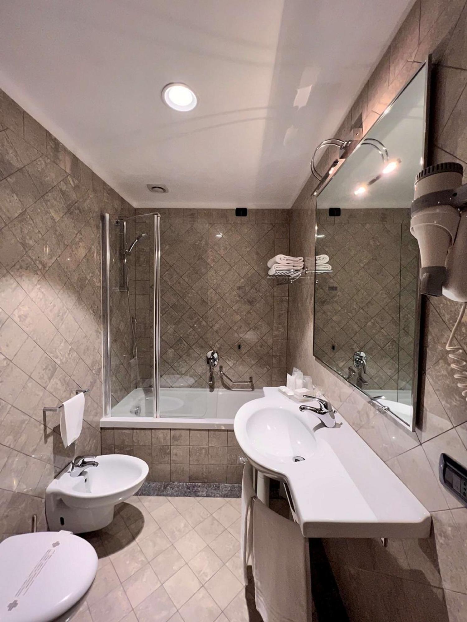 Comfort Twin Room