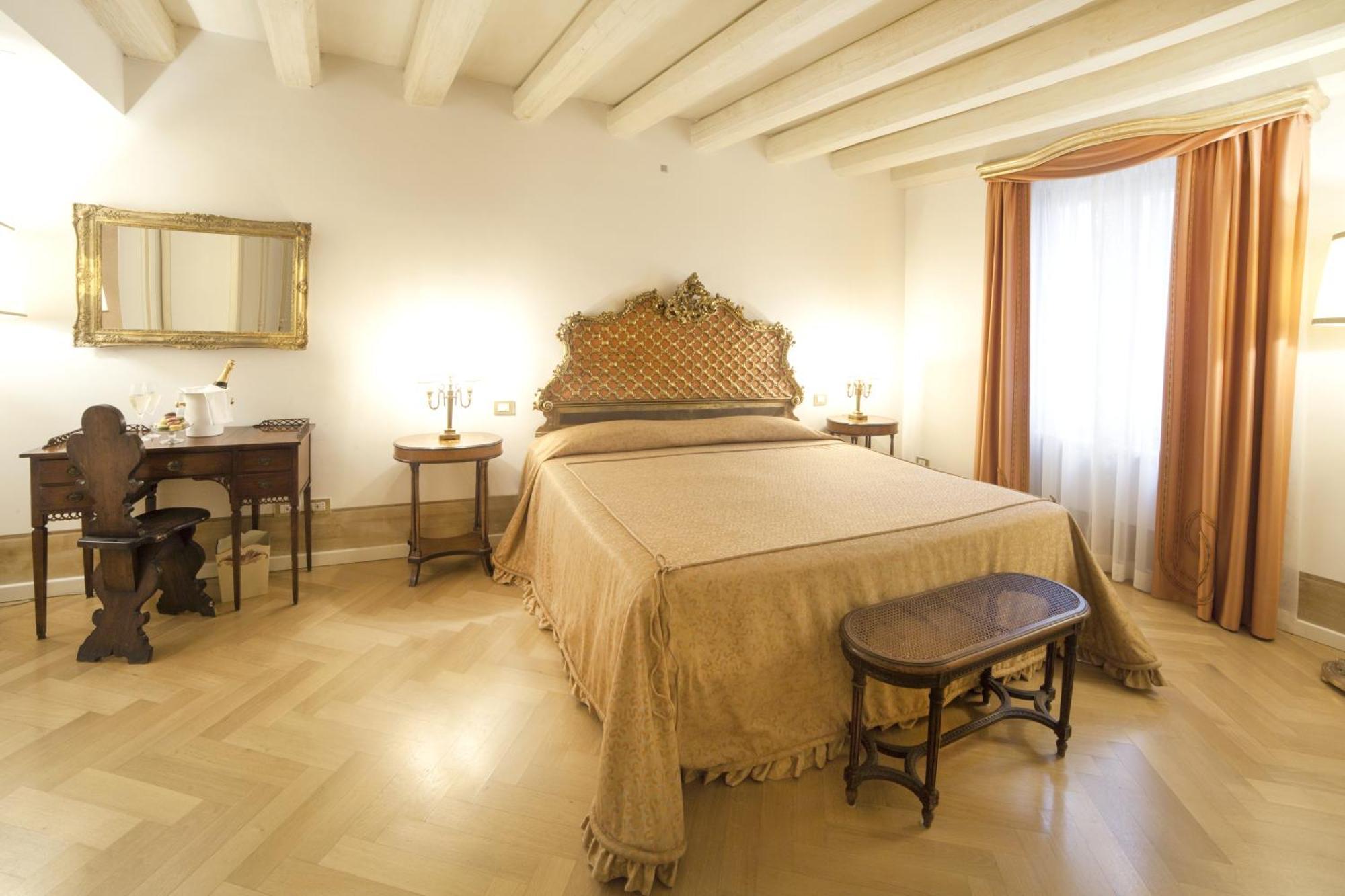 Luxury Suite Terrace,1274625307:JPEG