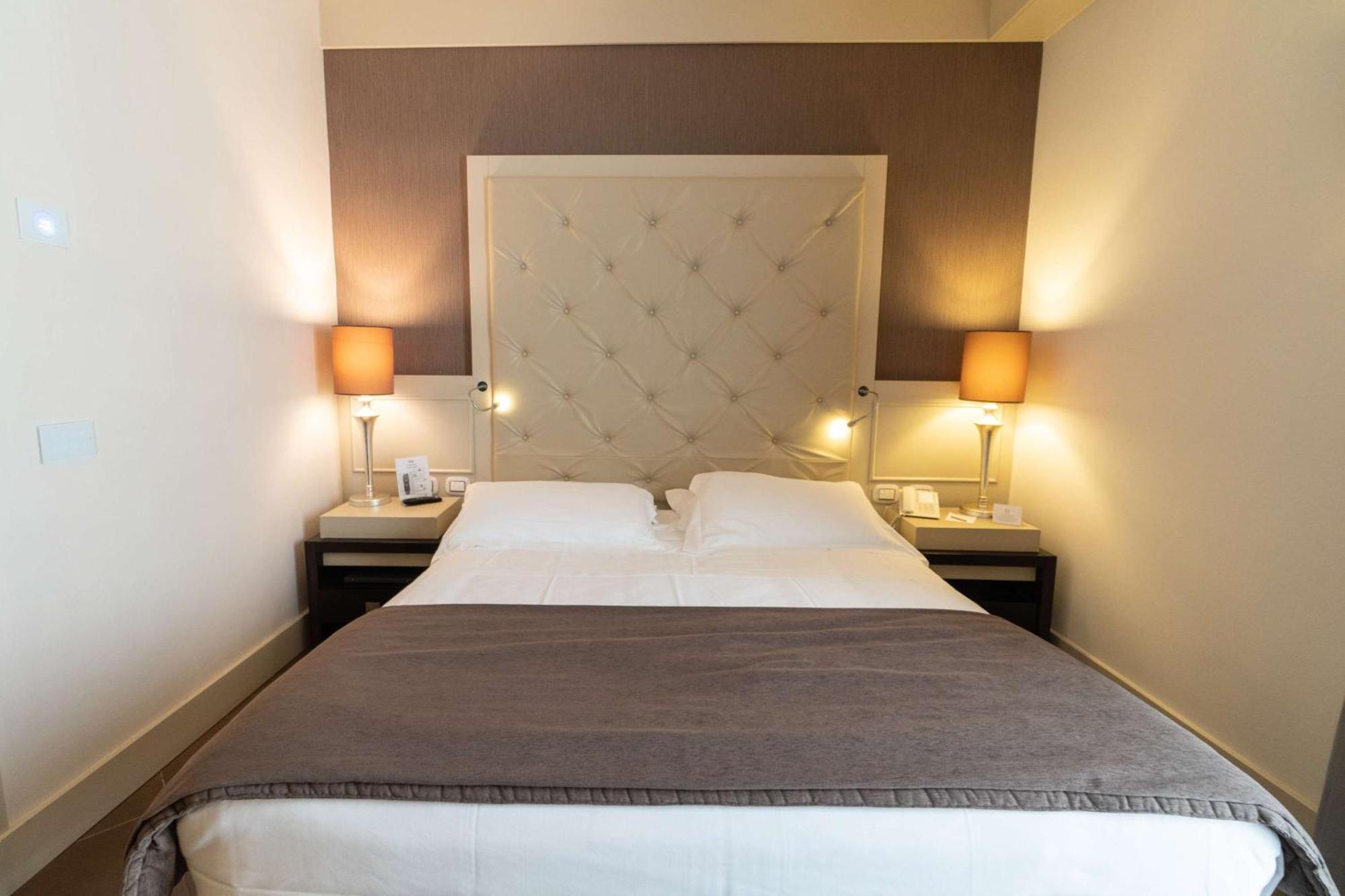 Classic Queen Room