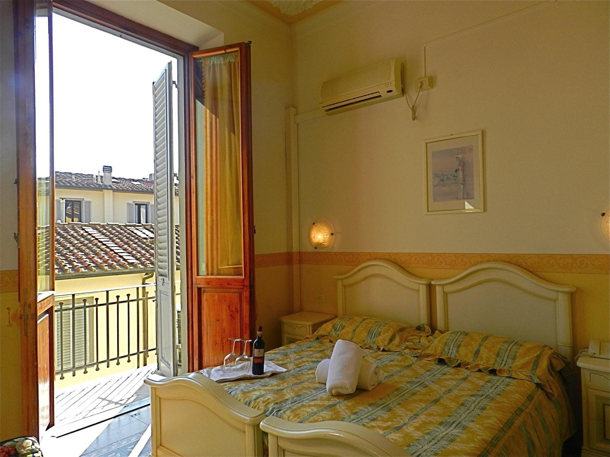 Double or Twin Room Balcony