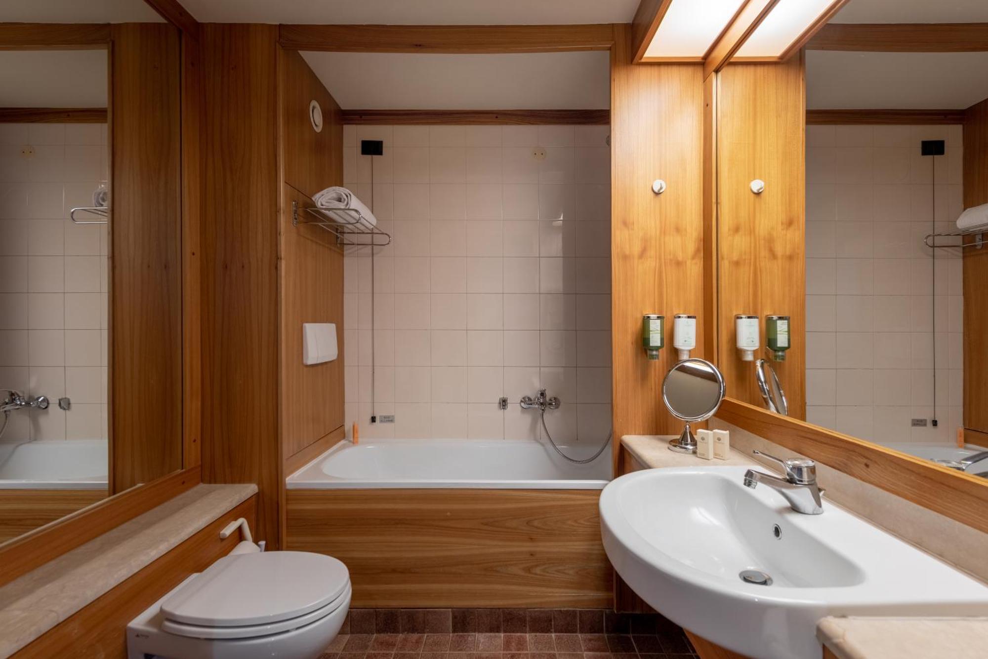 Economy Double or Twin Room