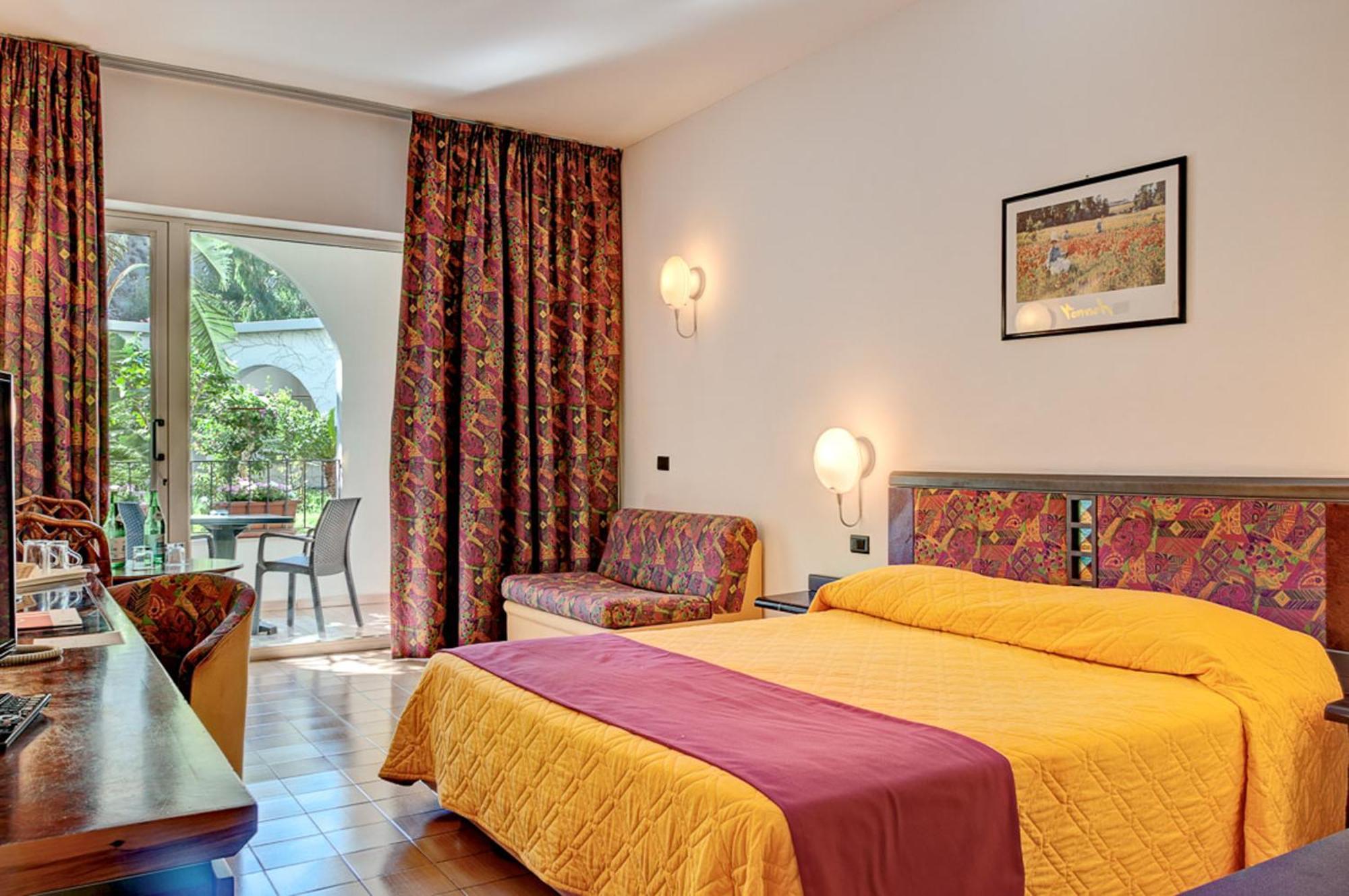 Standard Double or Twin Room Balcony