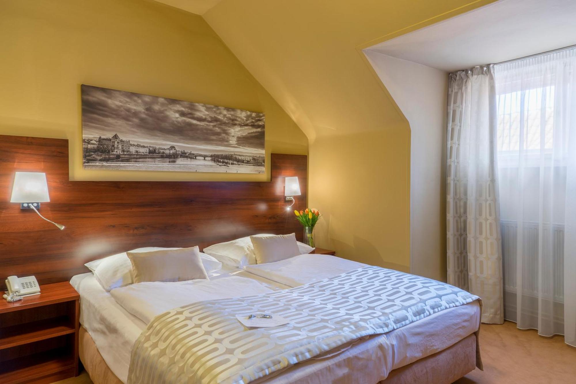Superior Double or Twin Room,1617458204:JPEG