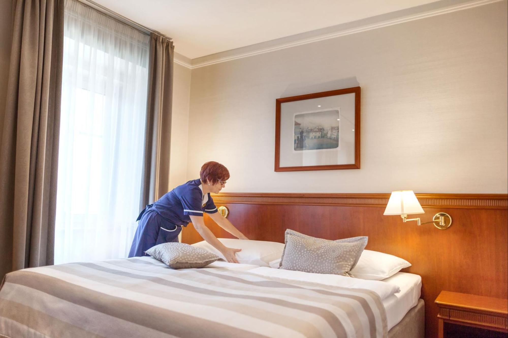 Double or Twin Room Garden View