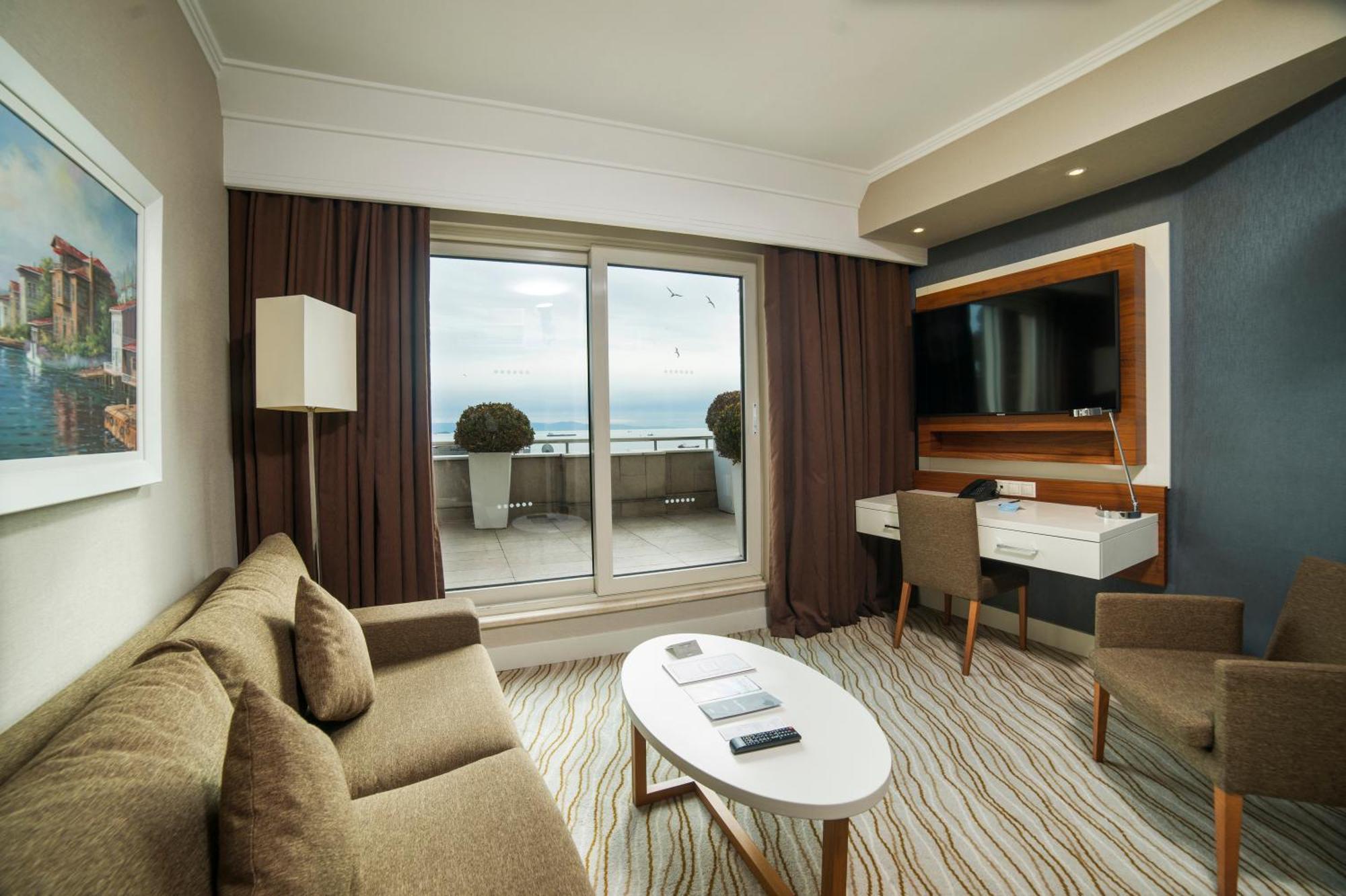 Superior Room Balcony Sea View Non-Smoking
