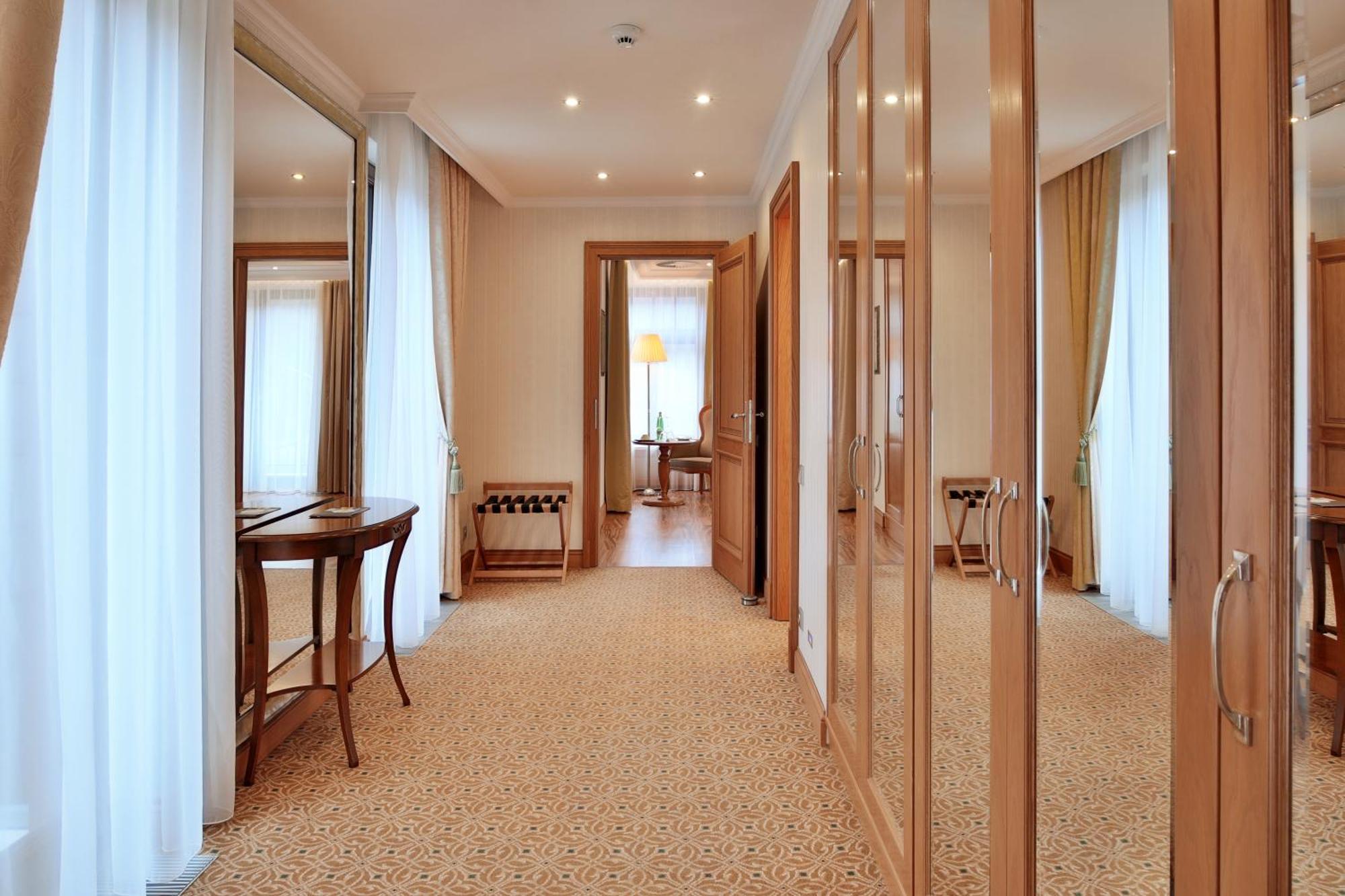 Presidential Suite