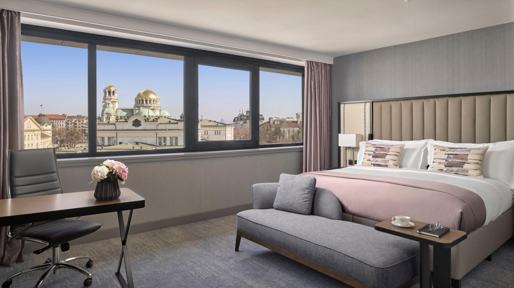 Classic King Room Cathedral View