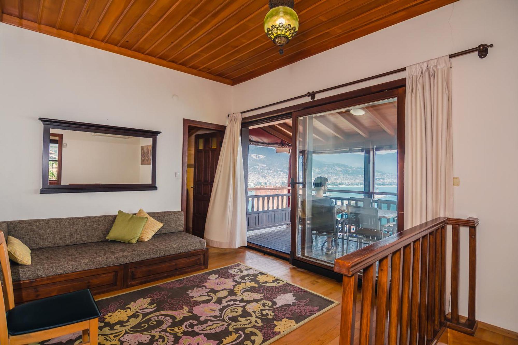 Deluxe Villa