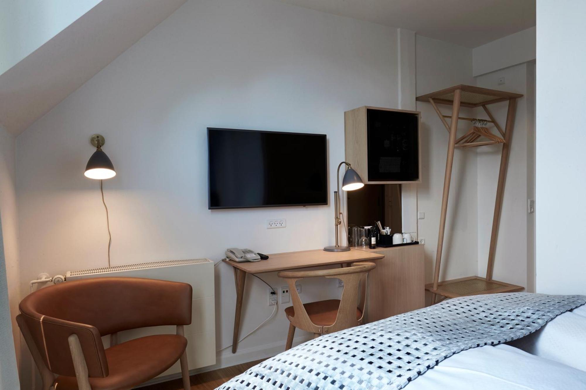 Compact Double Room