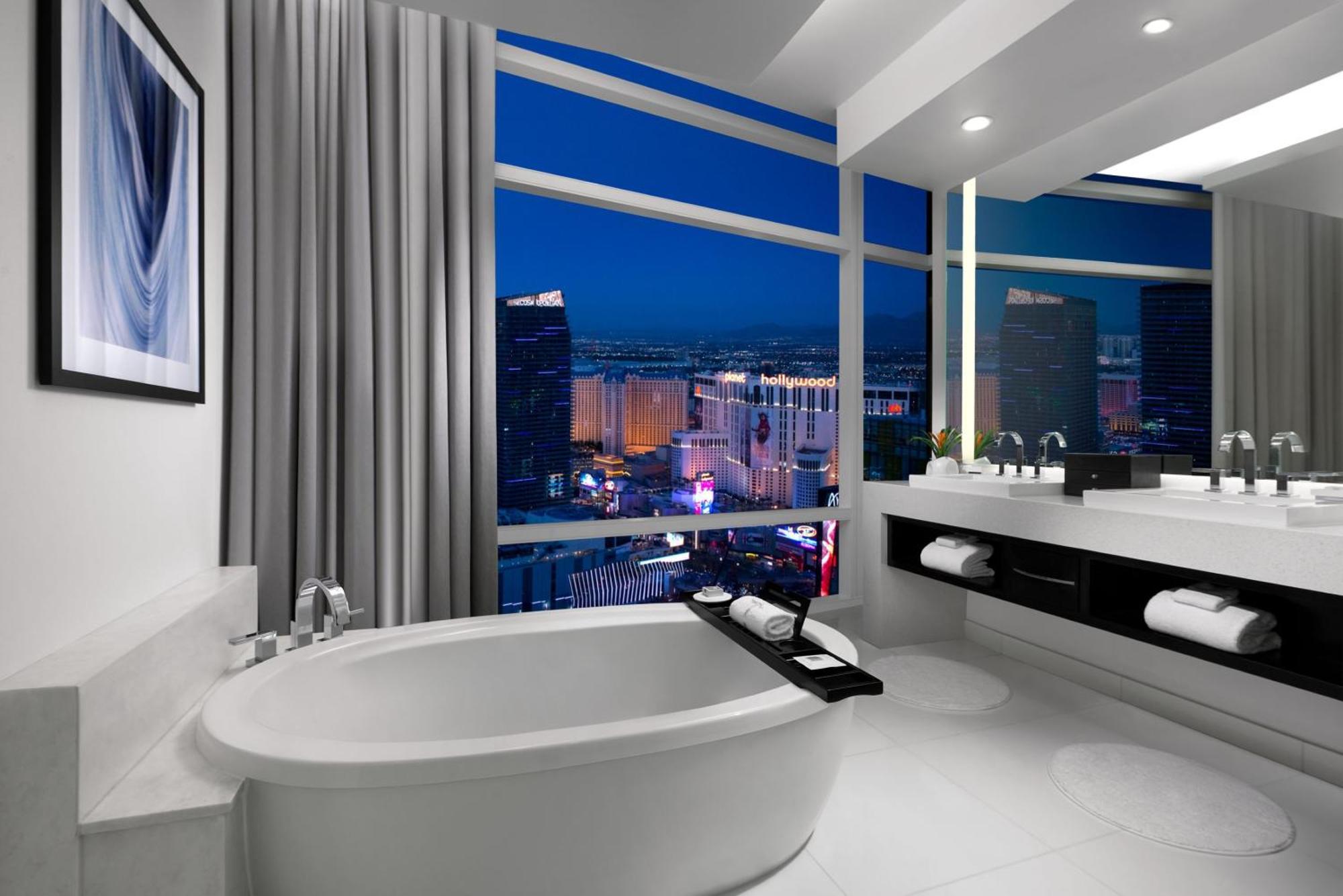 Sky Suites One Bedroom Penthouse – Strip View,1275339379:JPEG