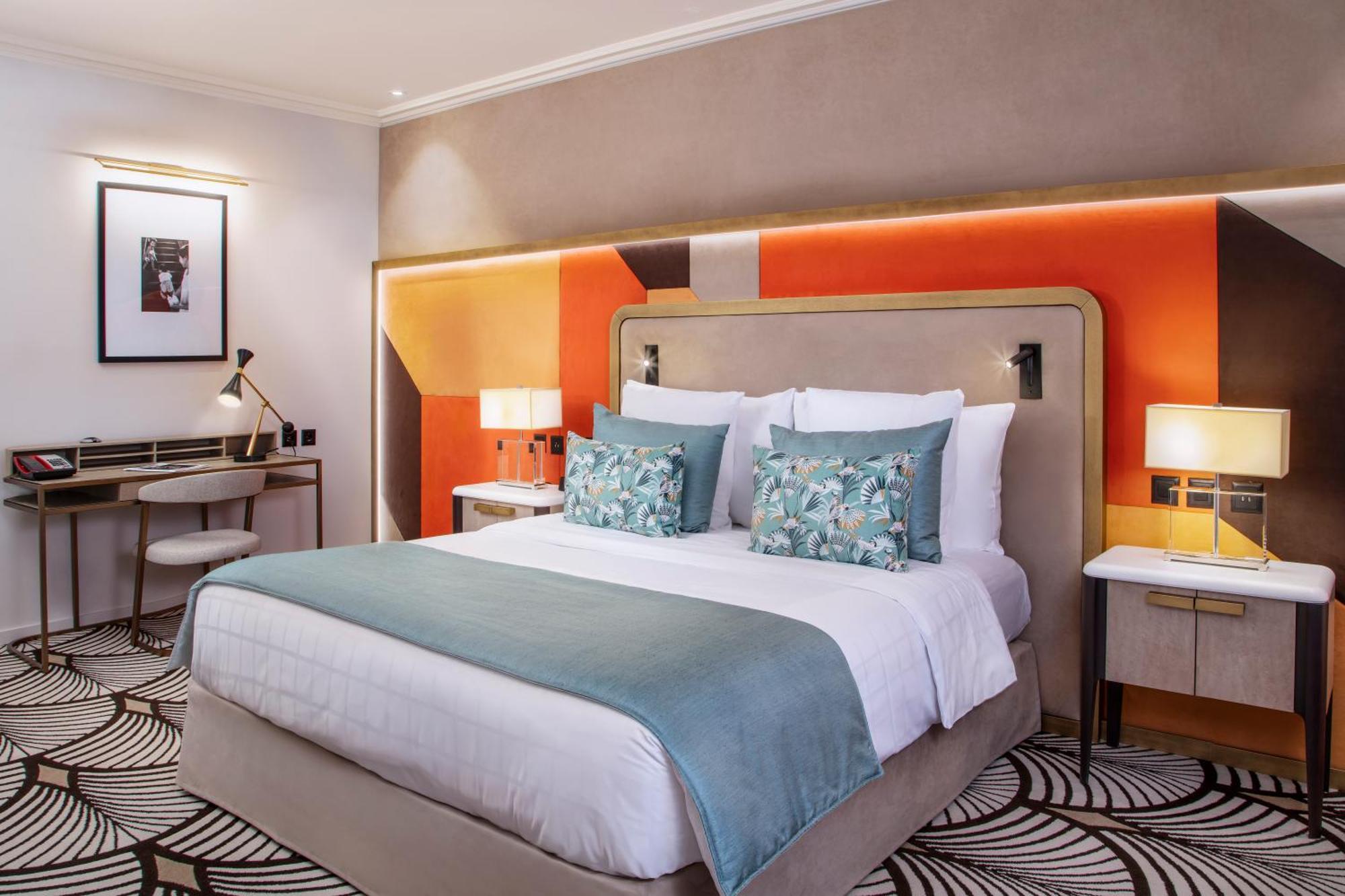 Unique Renovated Classic room 22-24m2