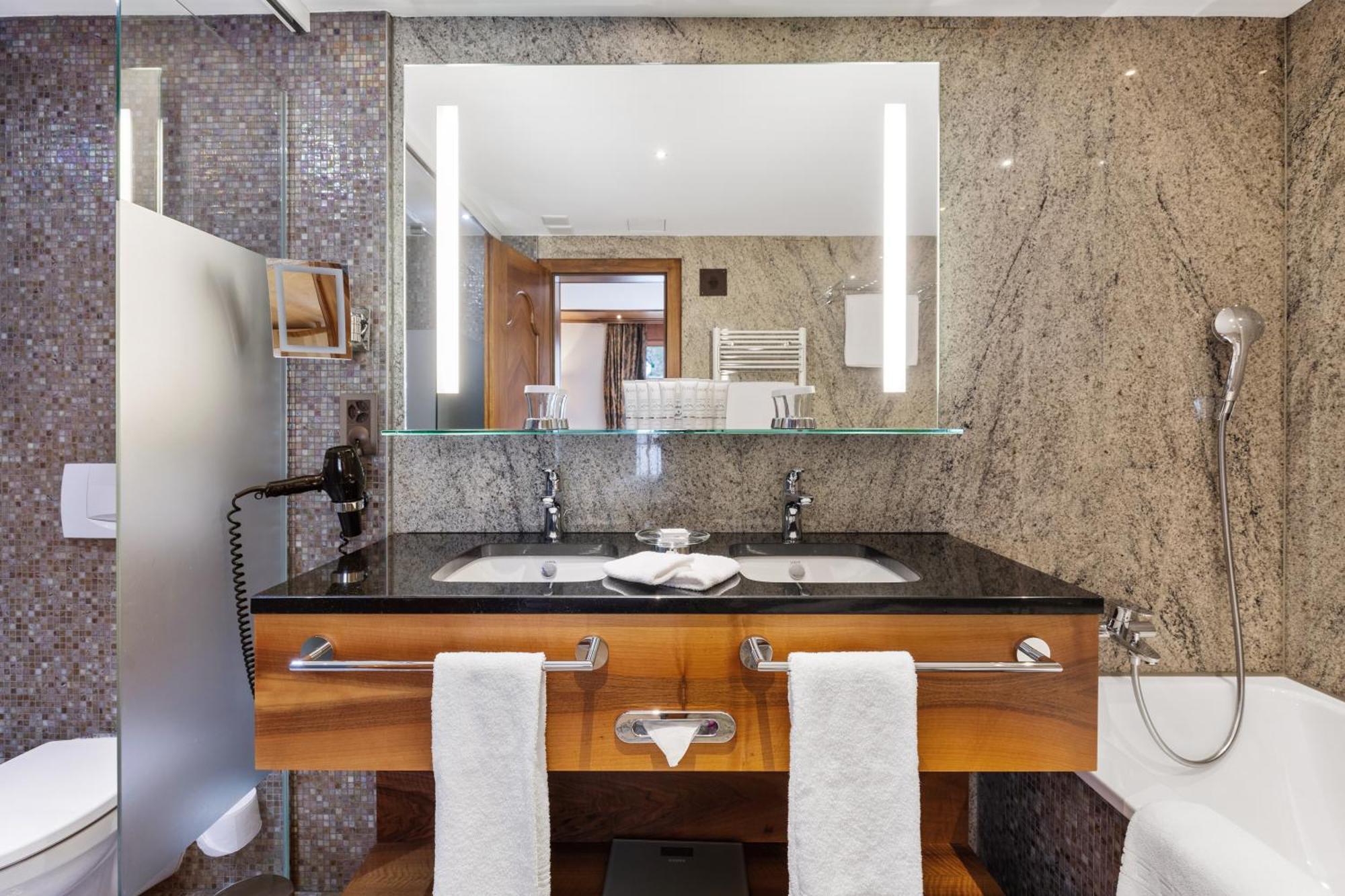 Double Room Deluxe