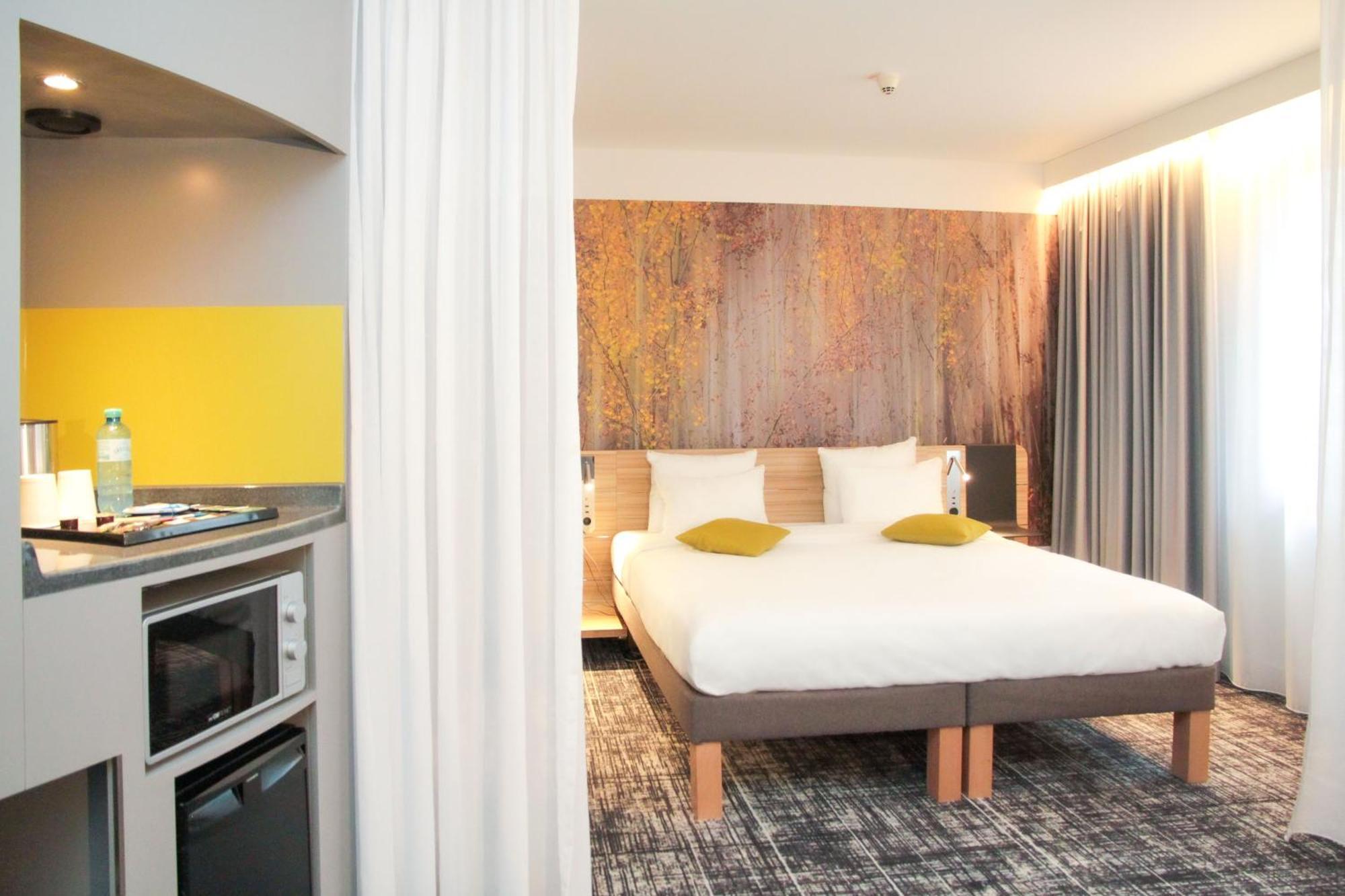Junior Suite Sofa,1664648280:JPEG
