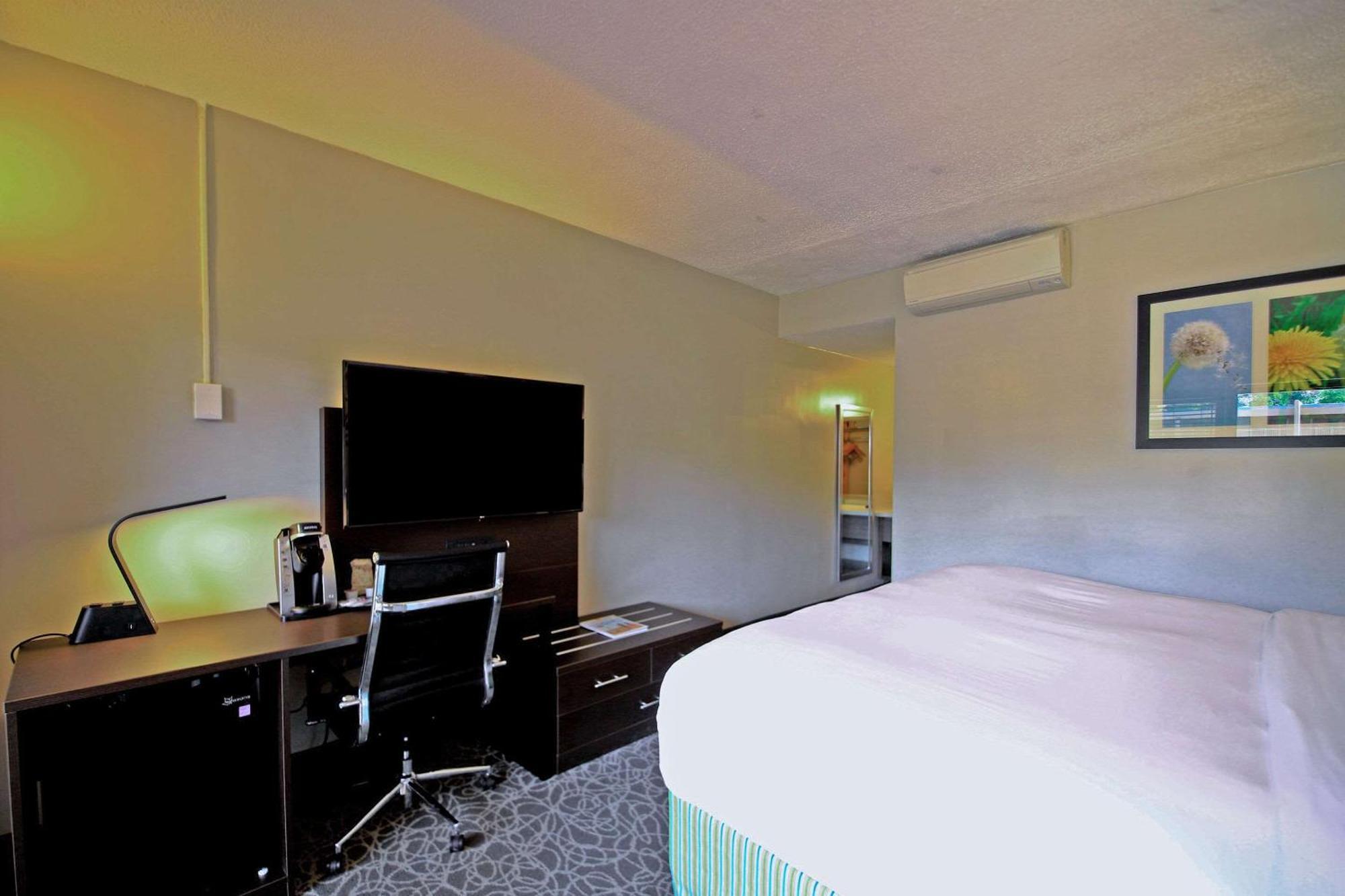 King Room Non-Smoking