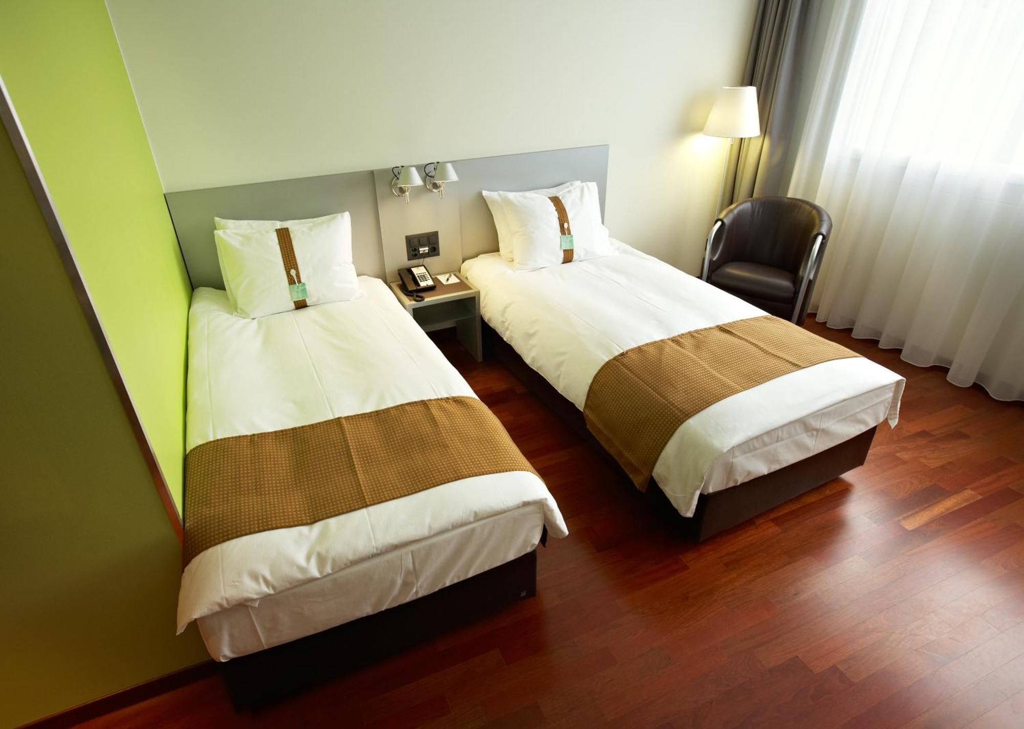 Standard Twin Room,1289195581:JPEG