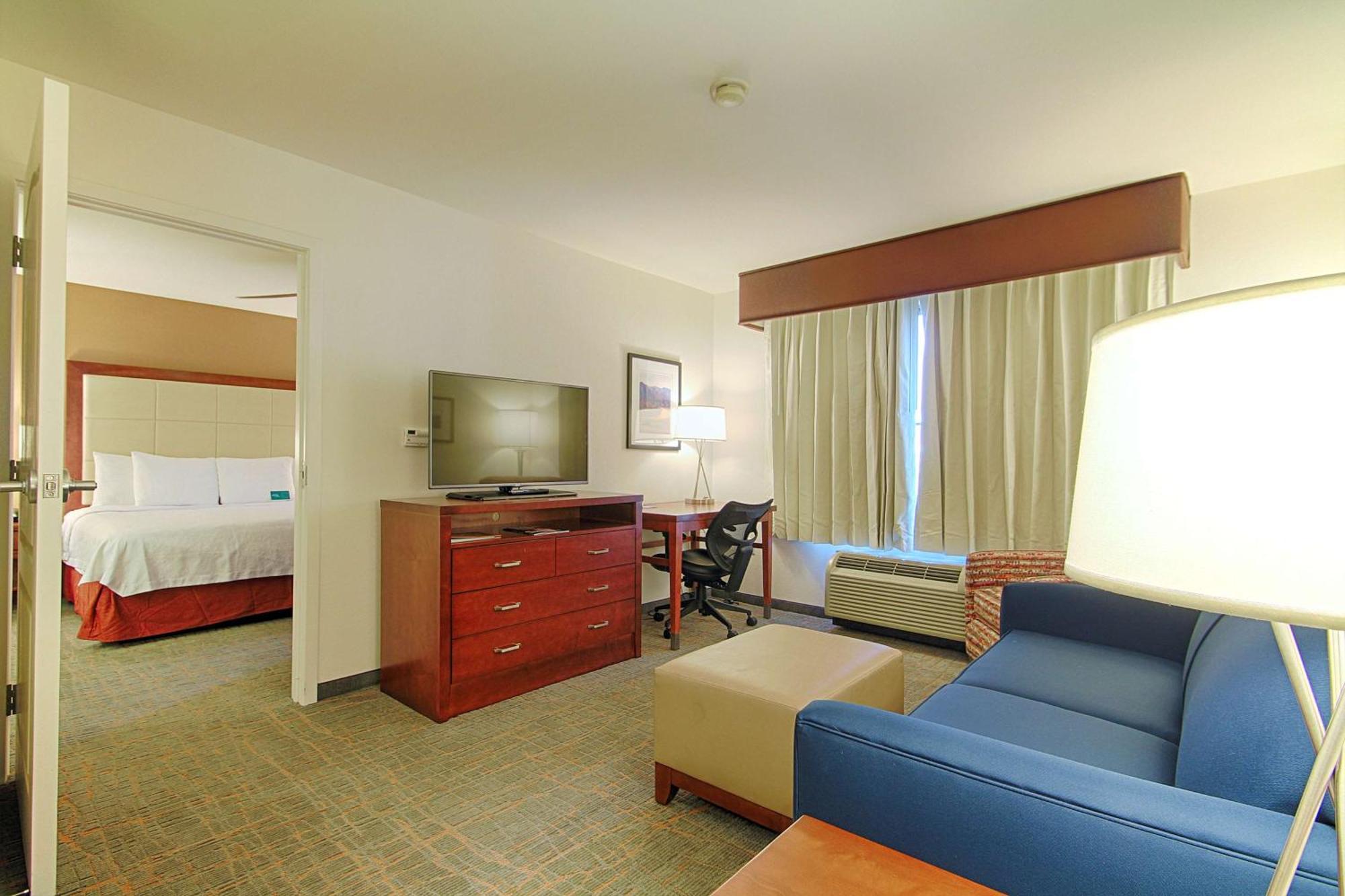 One-Bedroom King Suite Non-Smoking