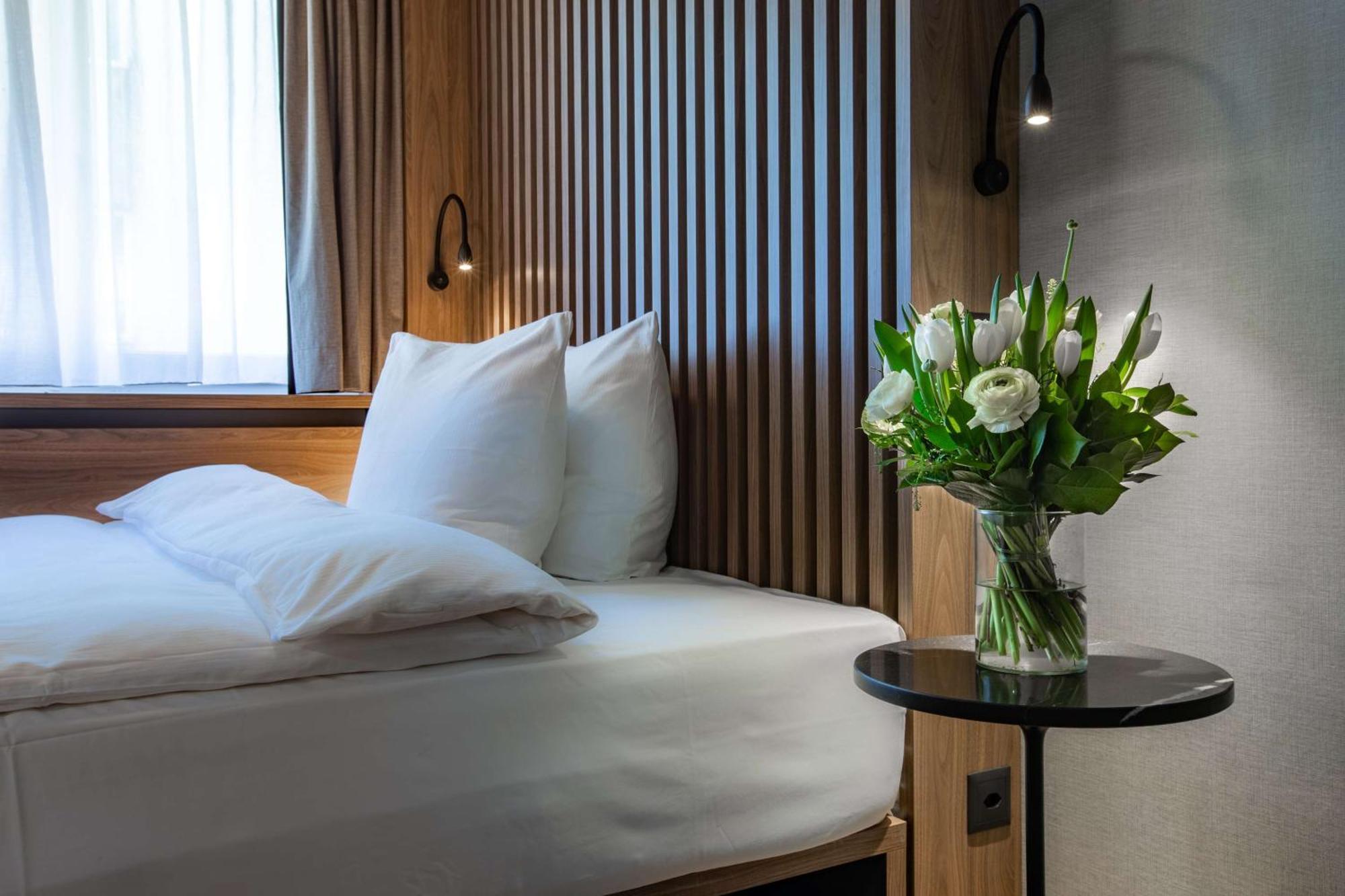 Standard Single Room,1275466885:JPEG