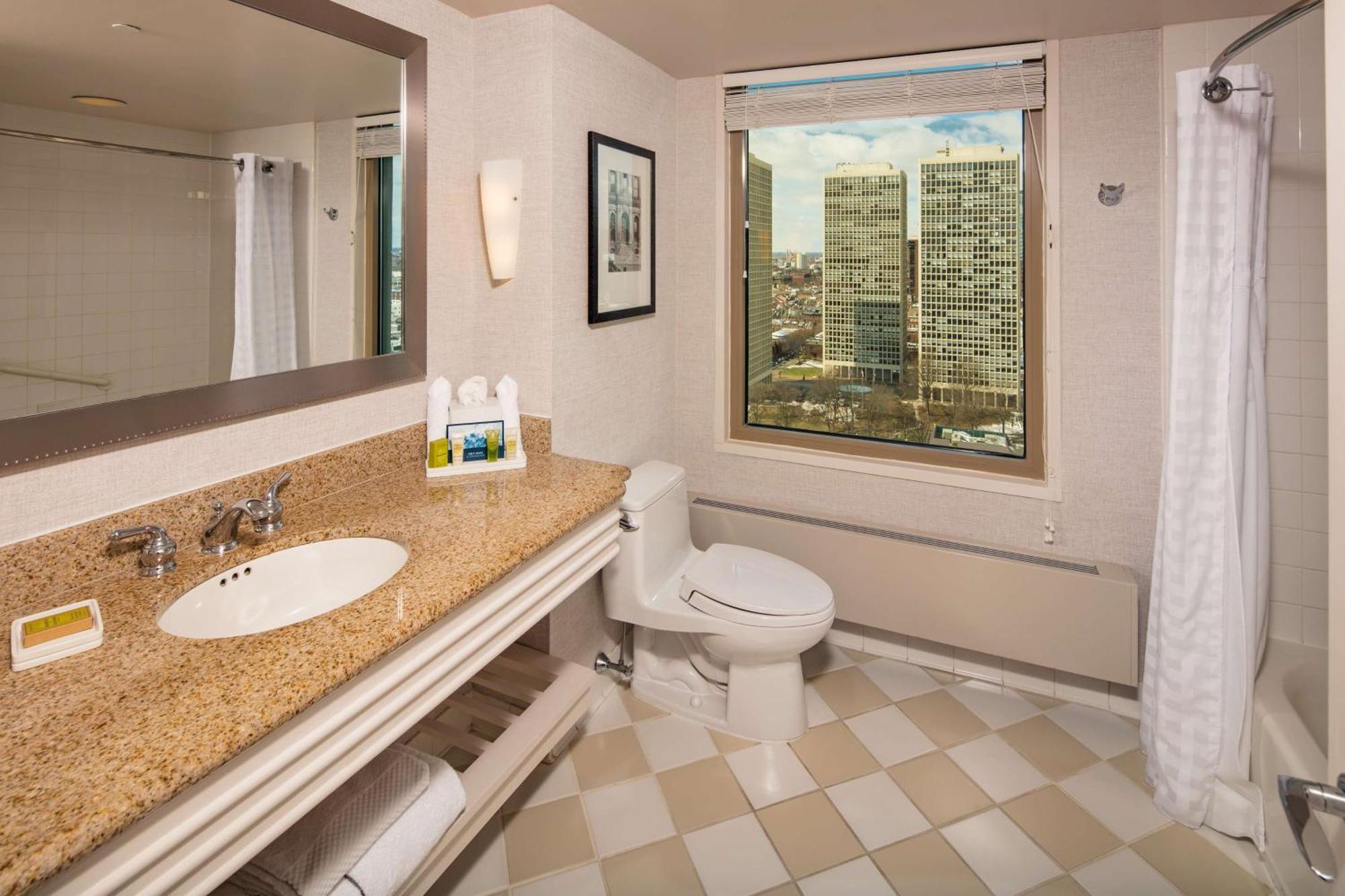 King Bed City View