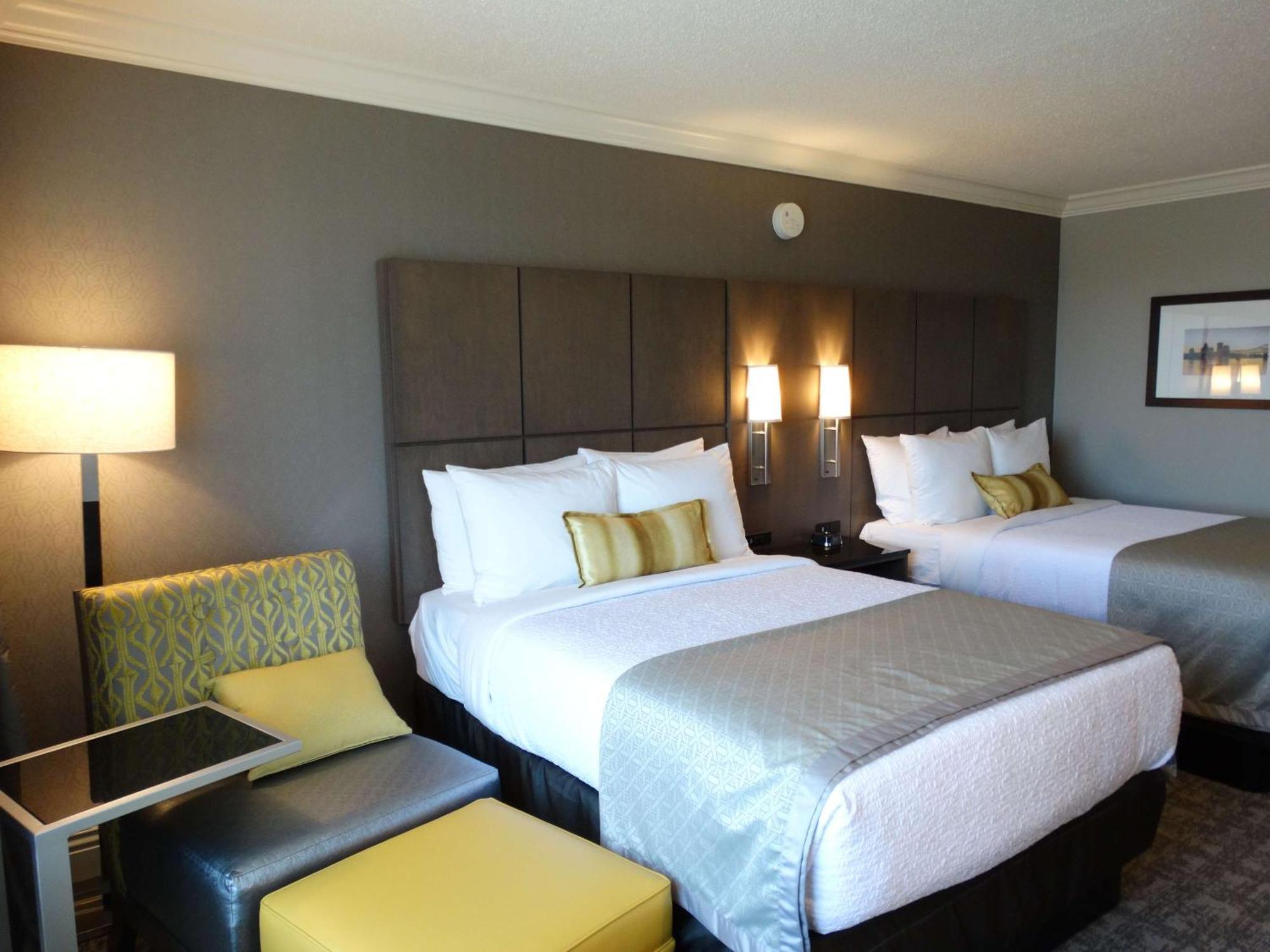 Double Room Two Double Beds Non-Smoking