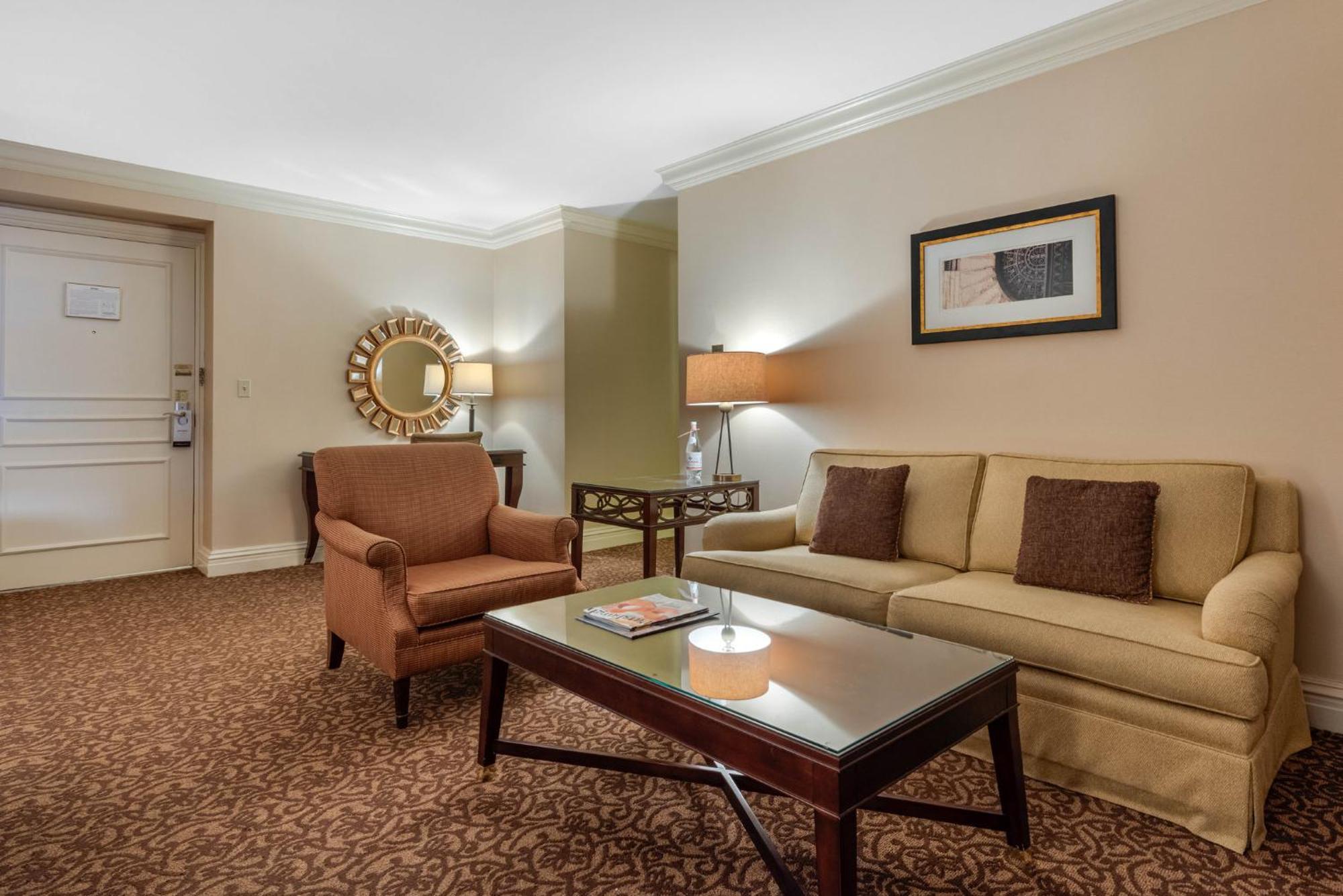 Premier Room One King Bed