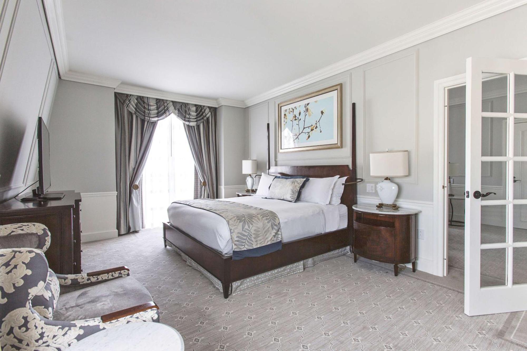 One-Bedroom Suite,1275689224:JPEG