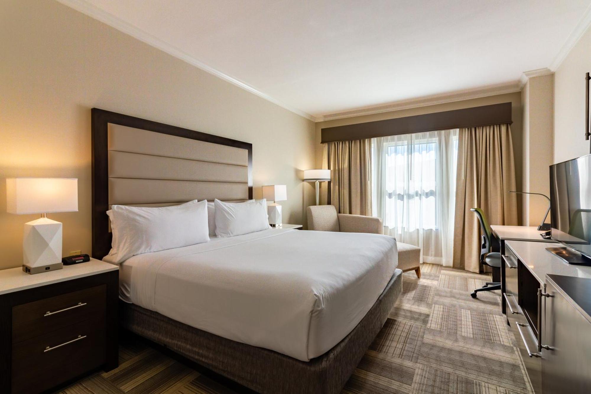 Standard King Room Balcony,1598398882:JPEG