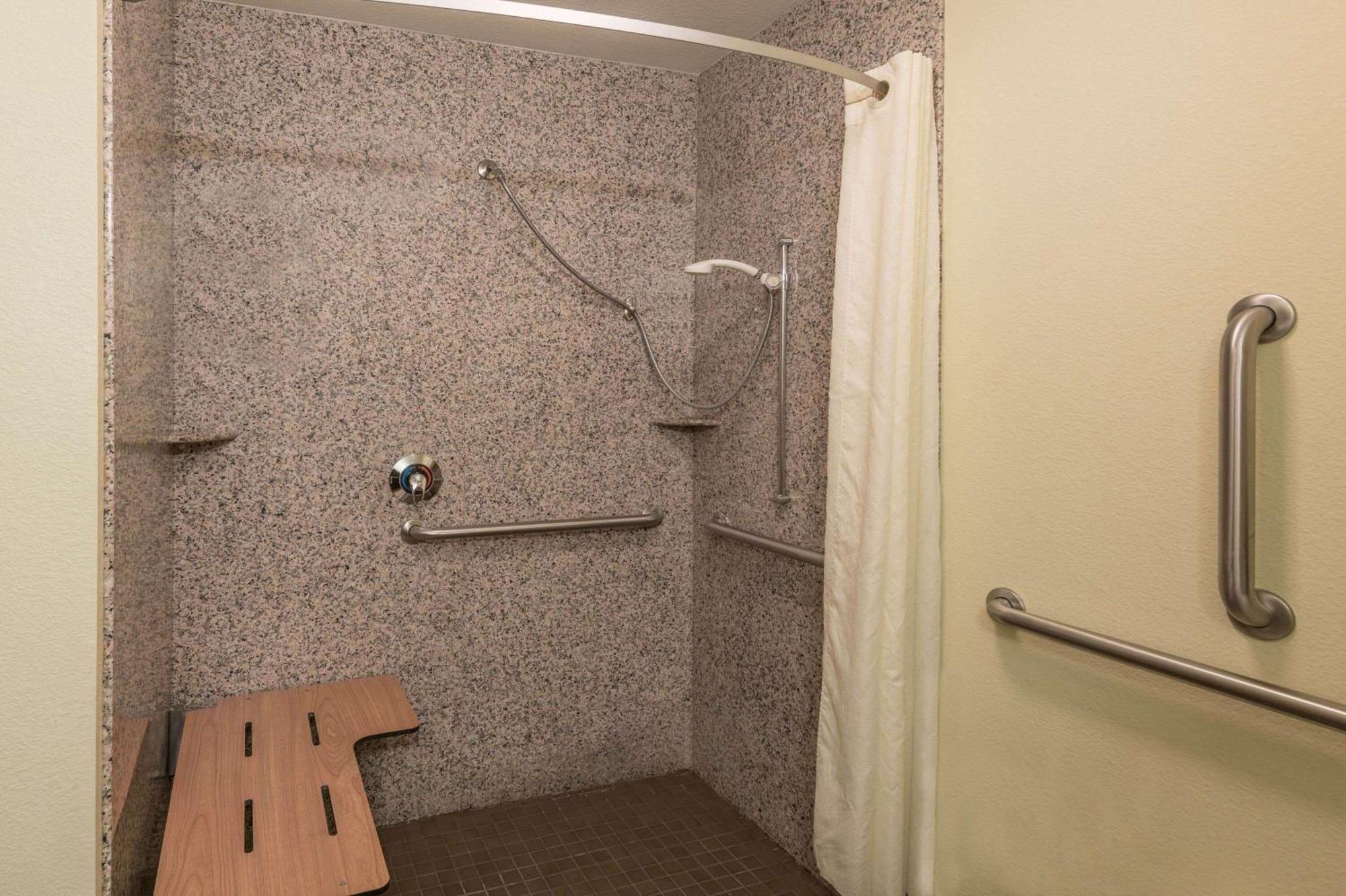 King Room Mobility Access or Non-Smoking