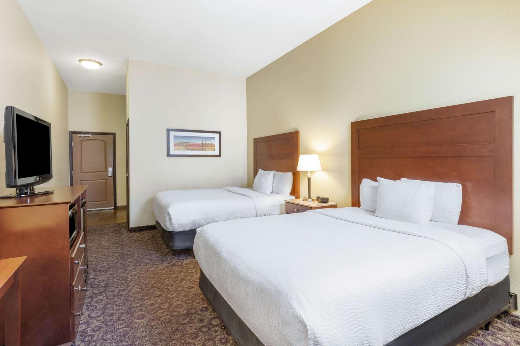Queen Room Two Queen Beds Mobility Access or Non-Smoking