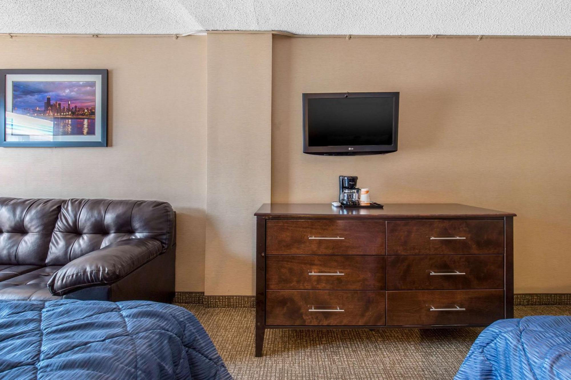 Double Room Two Double Beds Non-Smoking