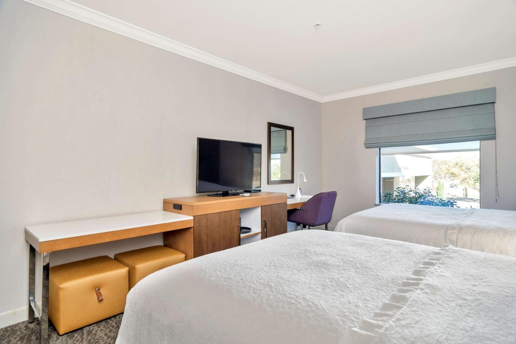 Room Two Queen Beds Non-Smoking