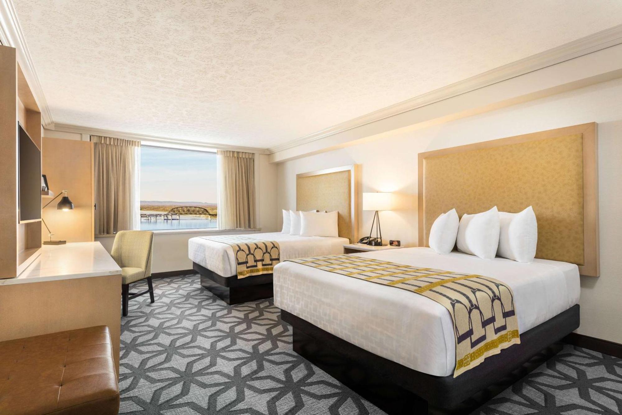 Queen Room Mobility or Hearing Access Non-Smoking or West Tower
