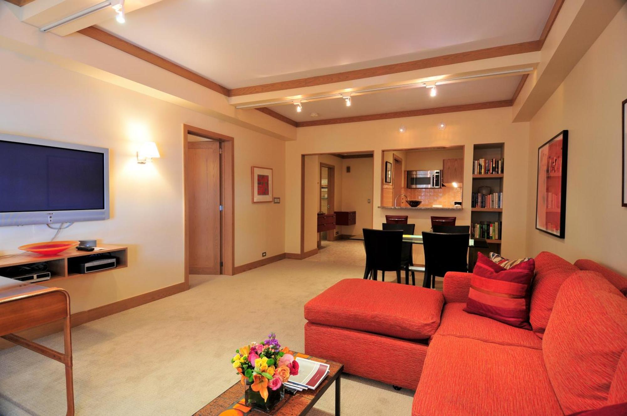 Manhattan Suites