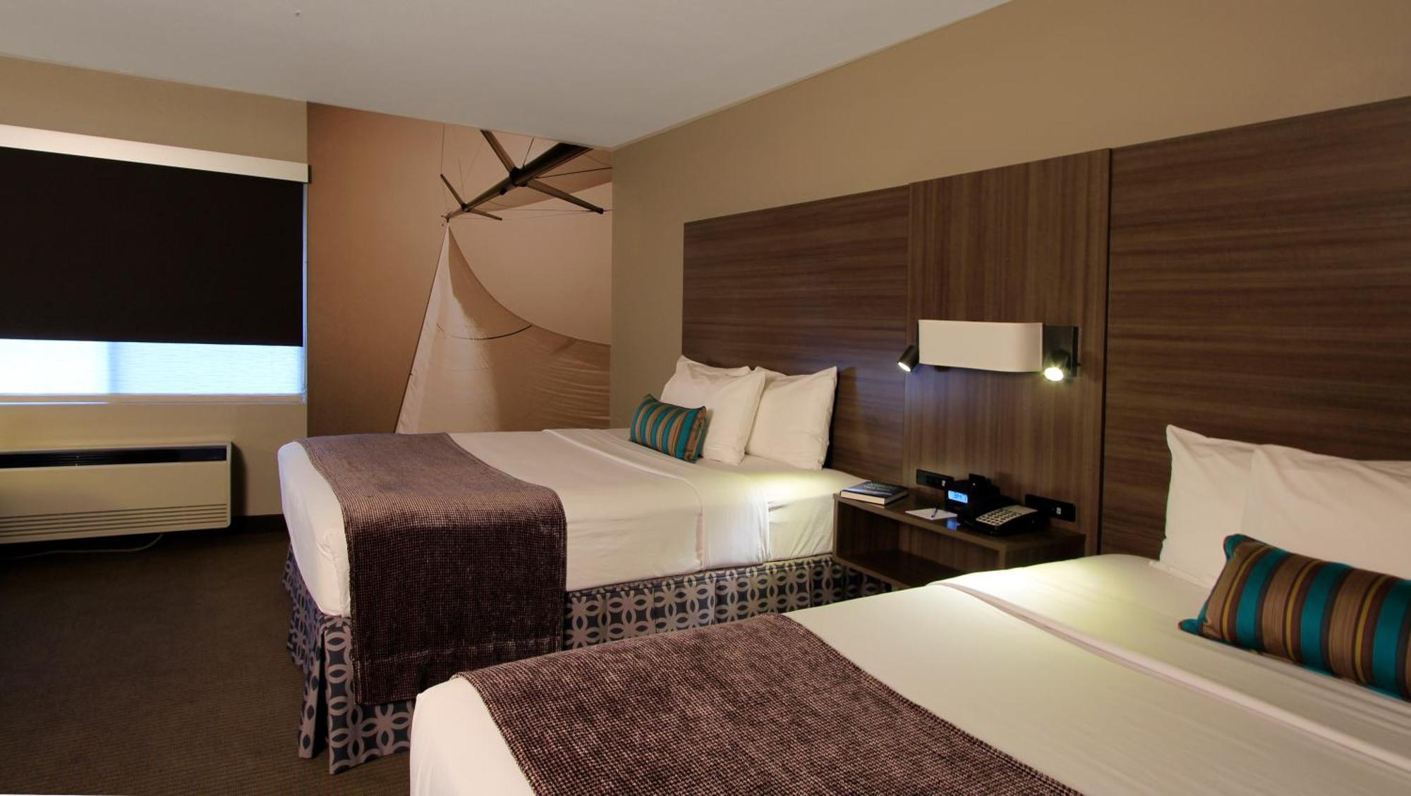 Double Queen Room City View