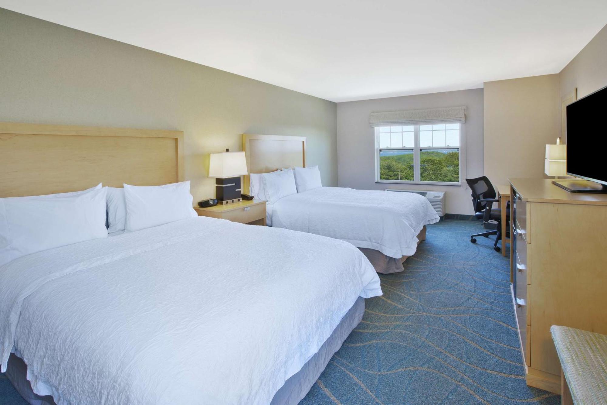 Queen Room Two Queen Beds Ocean View