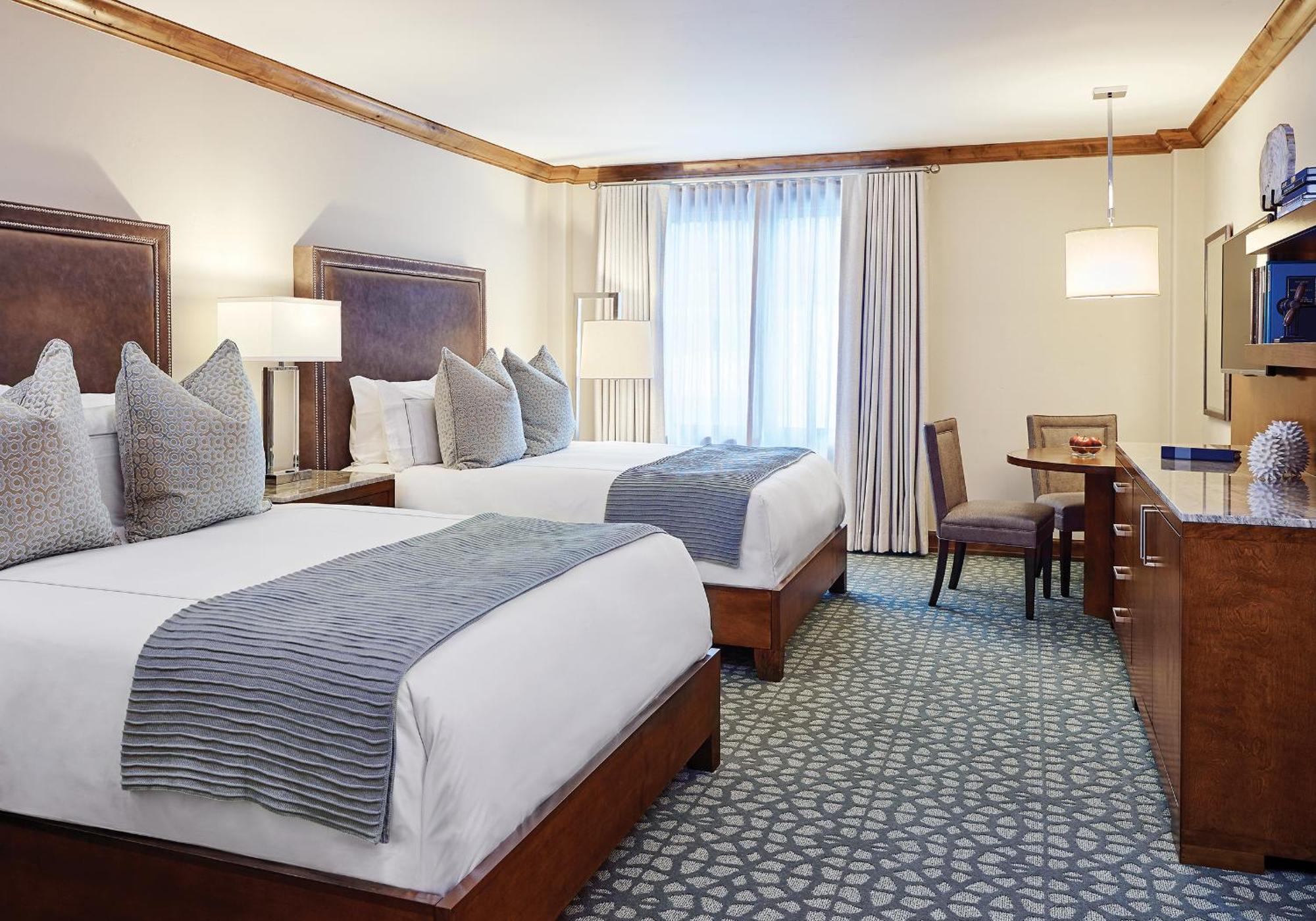 Luxury Room Two Queen Beds,1413210629:JPEG