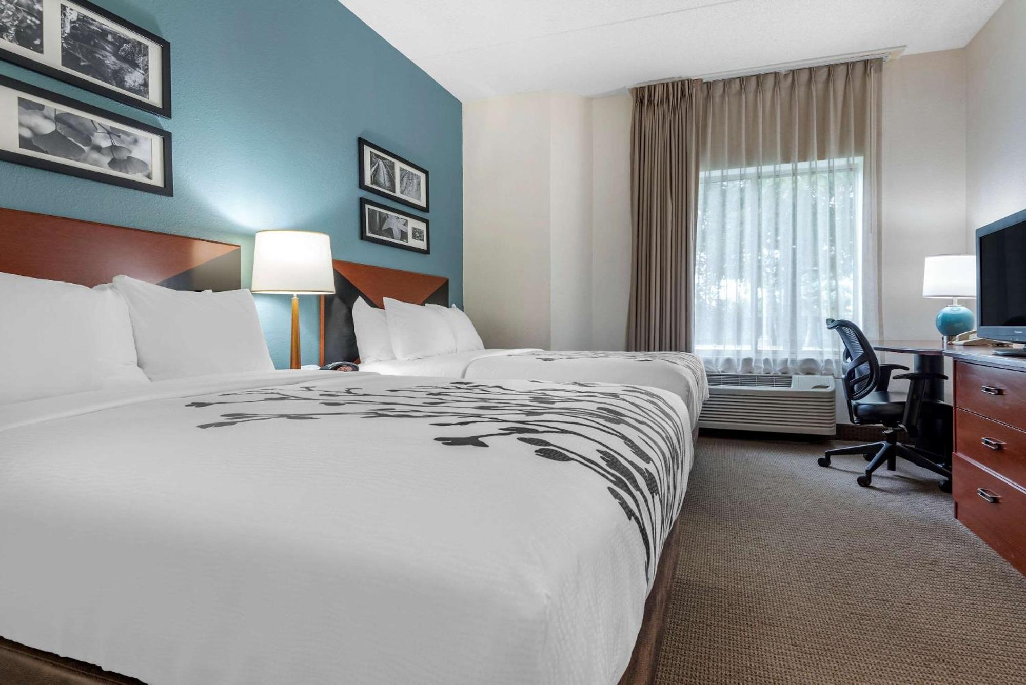 Double Room with Two Double Beds - Non-Smoking