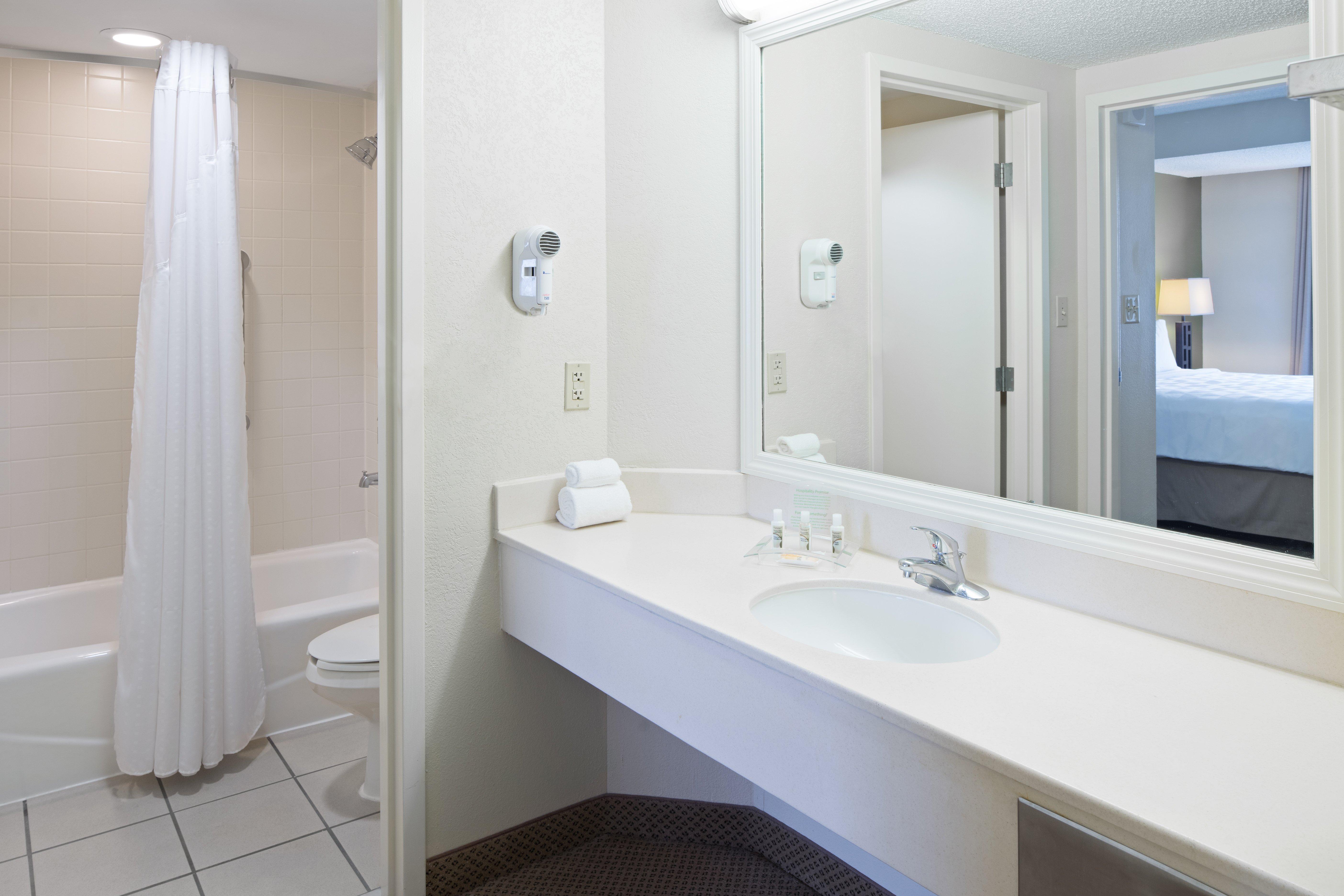 One-Bedroom Double Suite City View High Floor