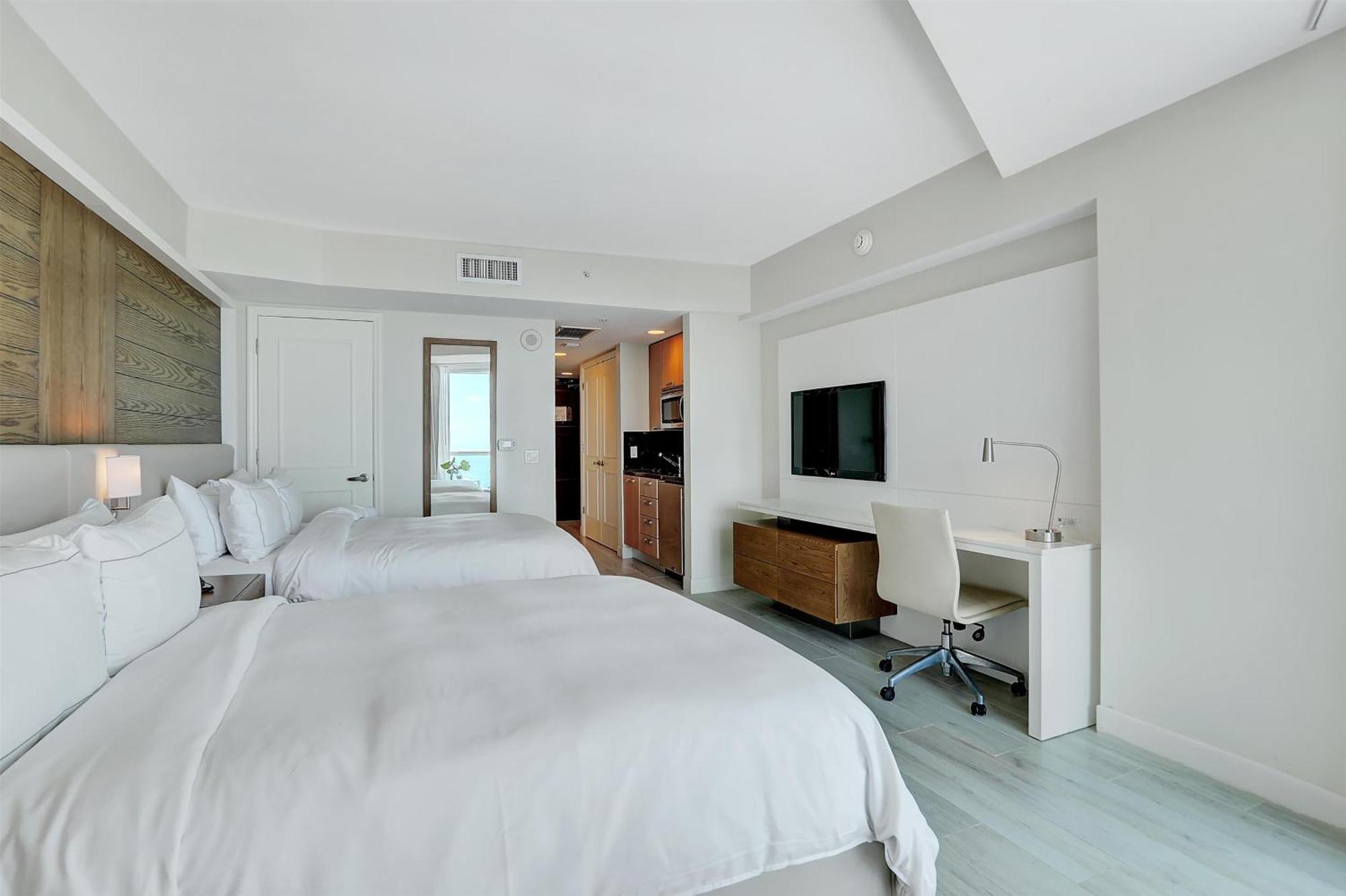 Junior Queen Suite with Two Queen Beds - Ocean View,1678632133:JPEG