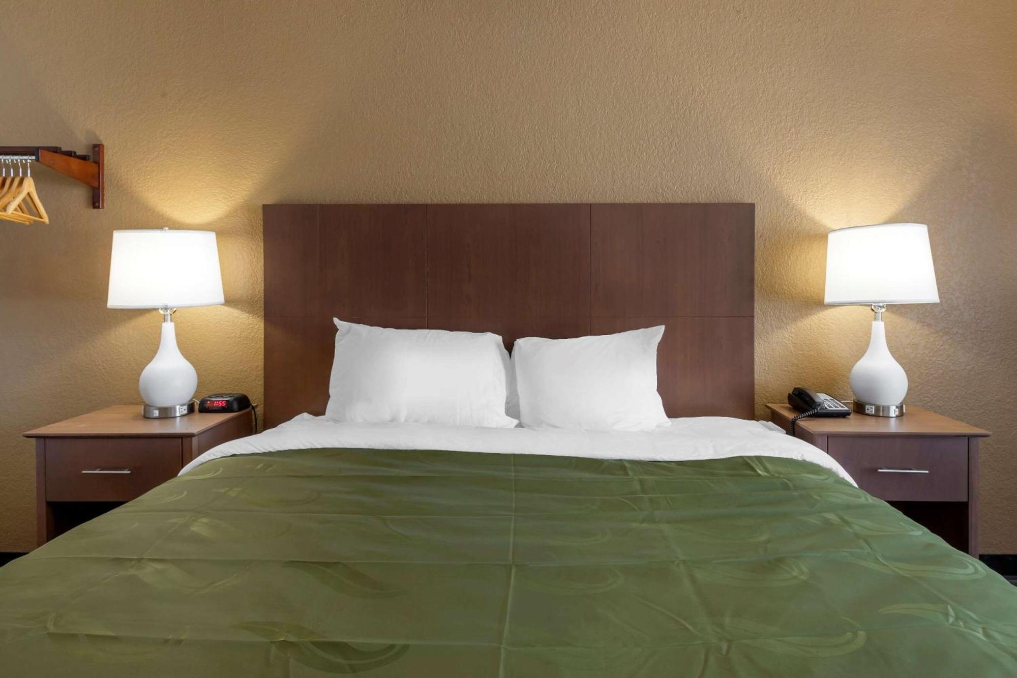 King Room - Accessible/Non Smoking