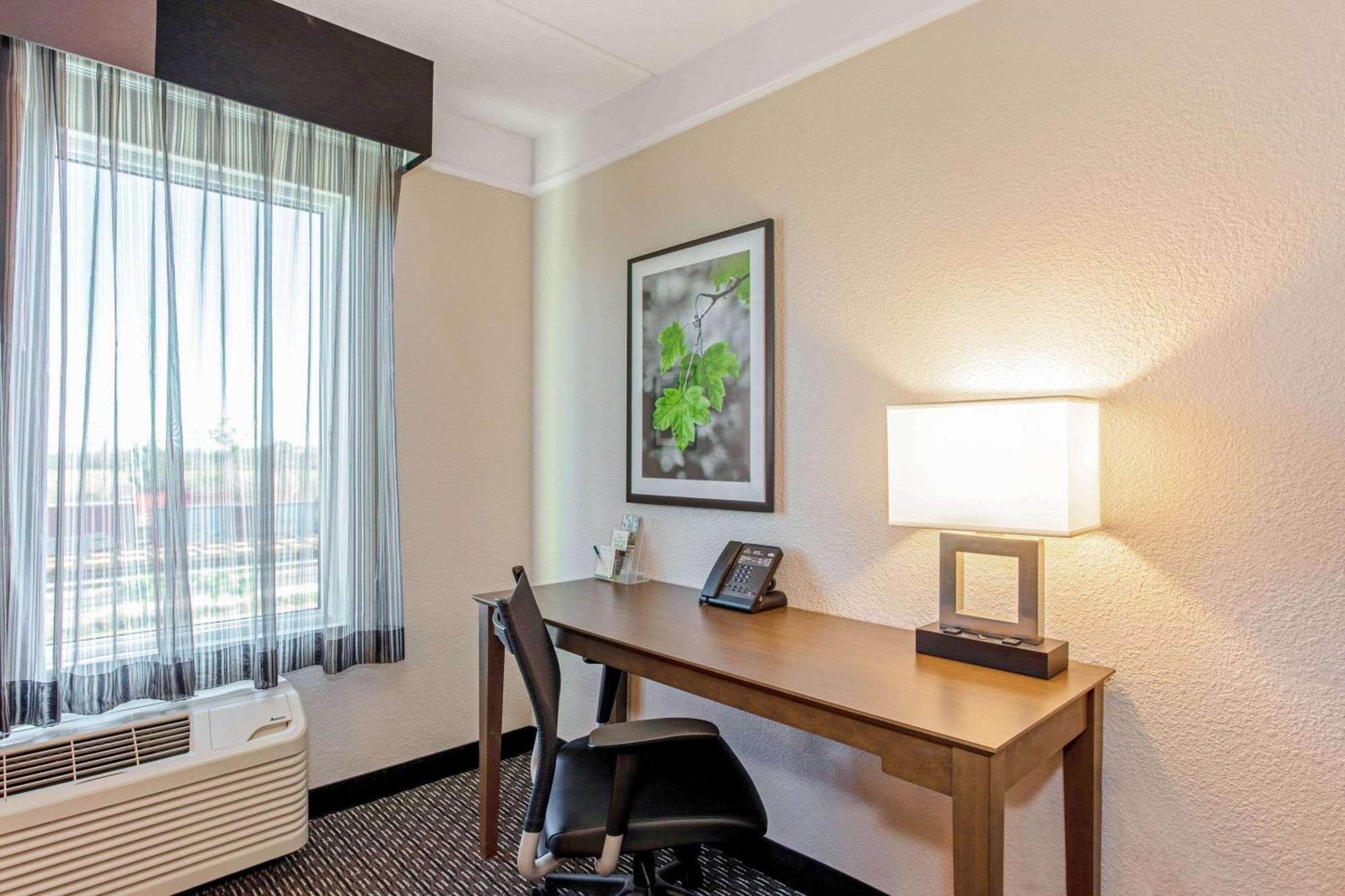 Deluxe Double Room Two Double Beds