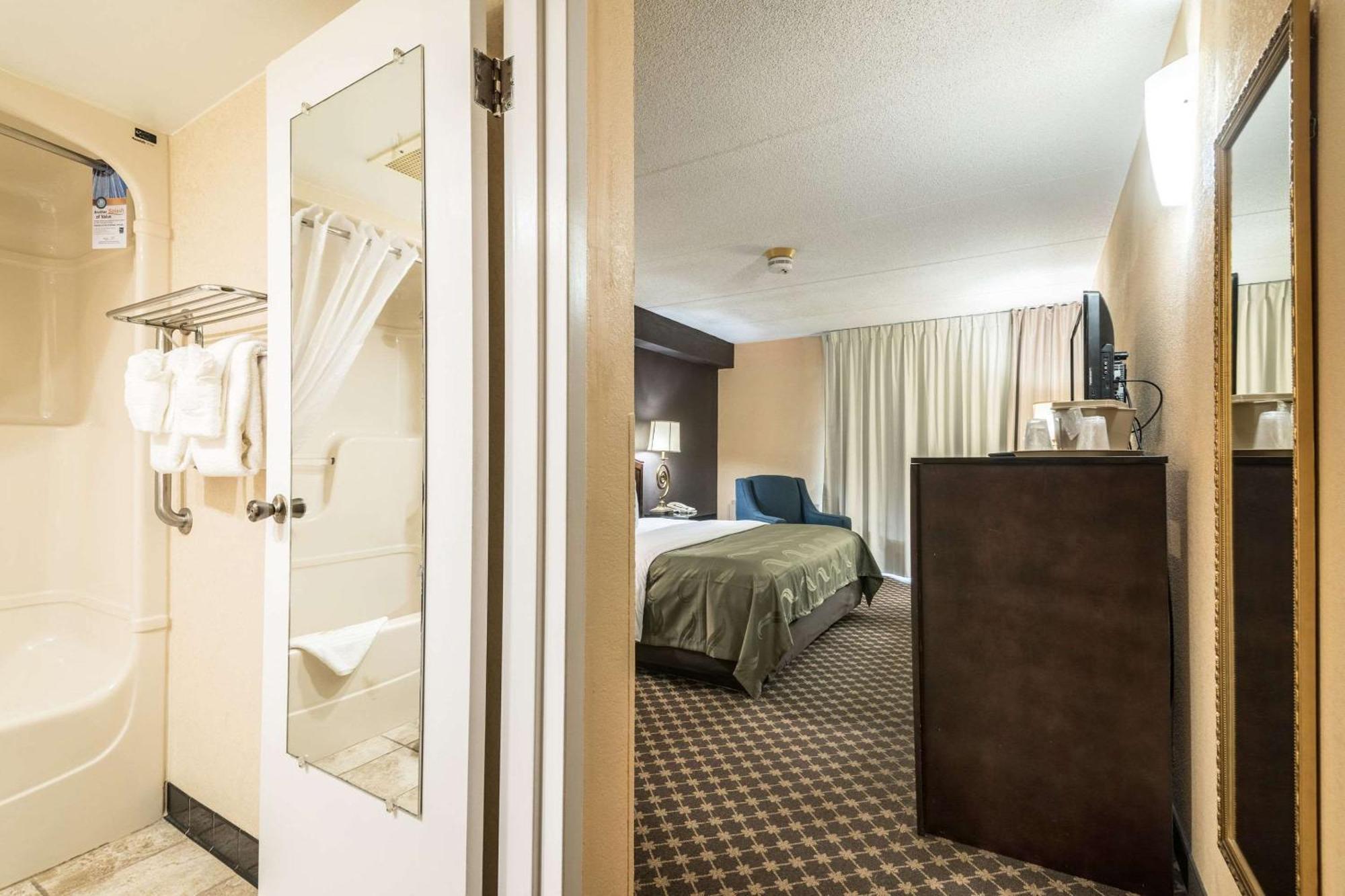 Superior King Room,1276667584:JPEG